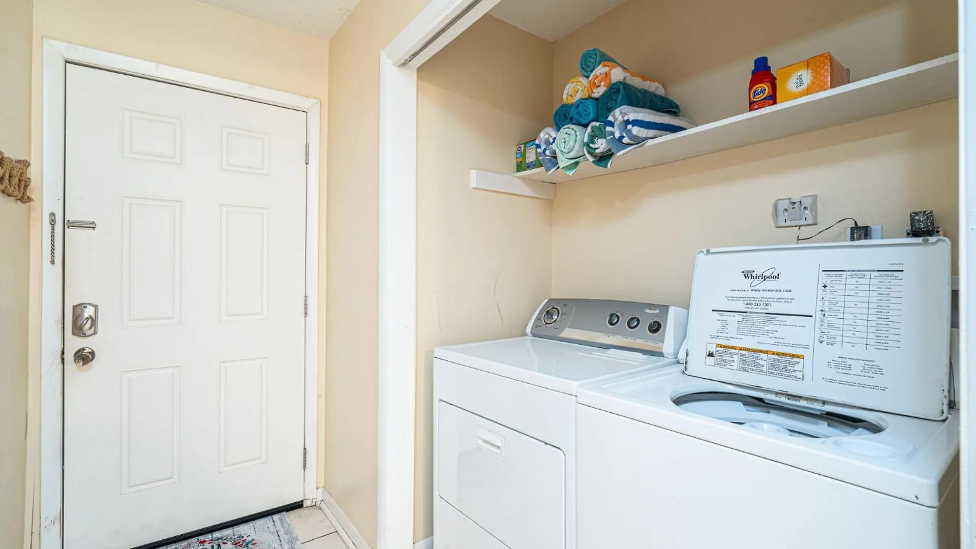 South Bay By The Gulf- Private Access, Community Pool, Foosball Destin