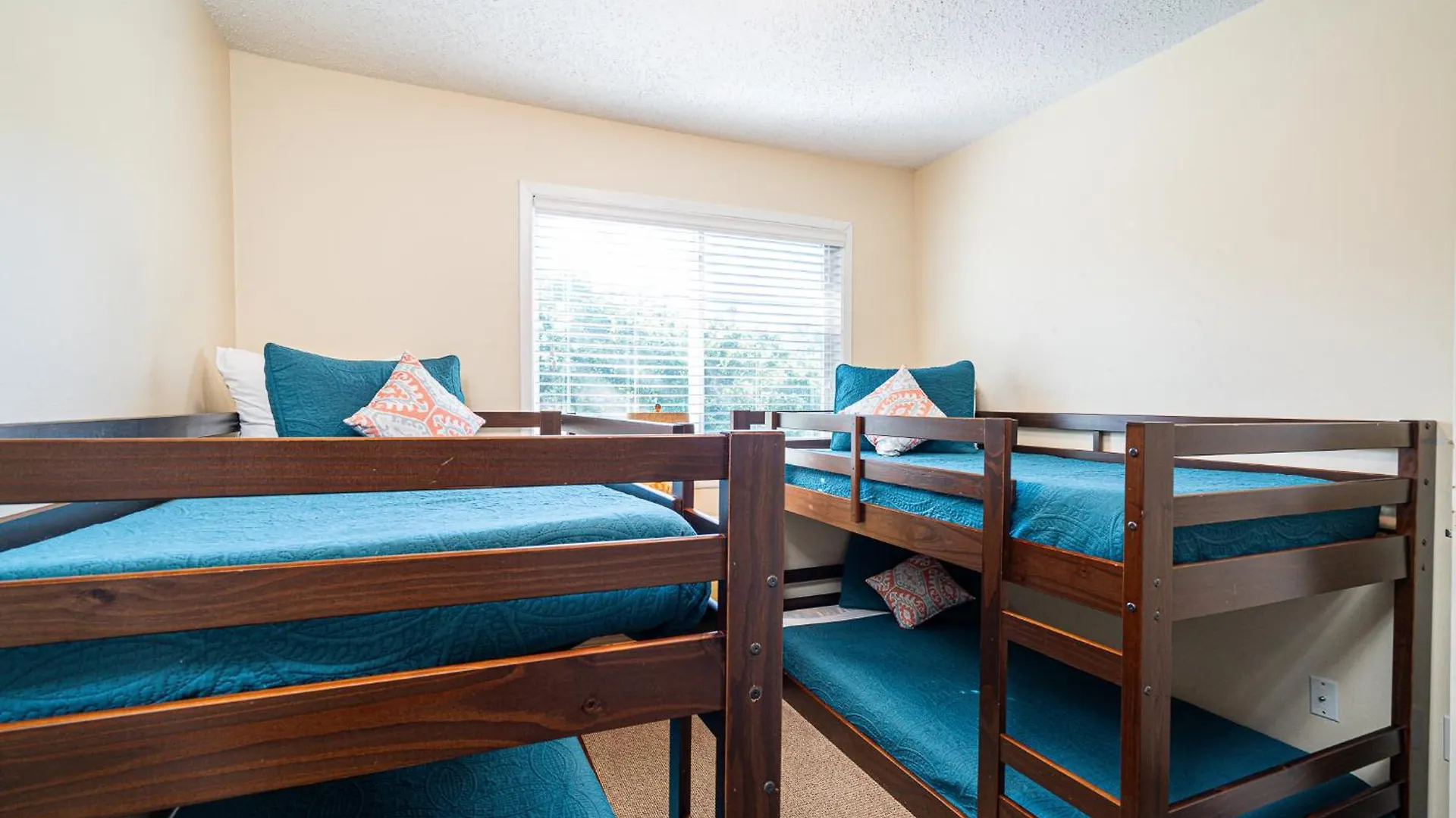 Сasa de vacaciones South Bay By The Gulf- Private Access, Community Pool, Foosball *