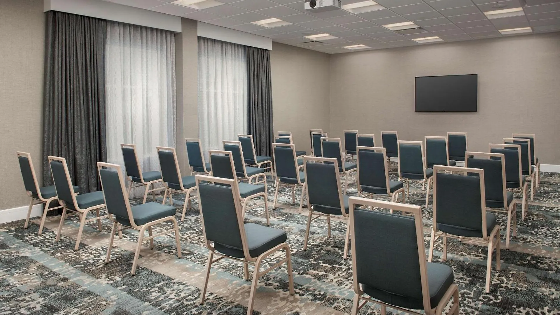 Hotel Homewood By Hilton 3*