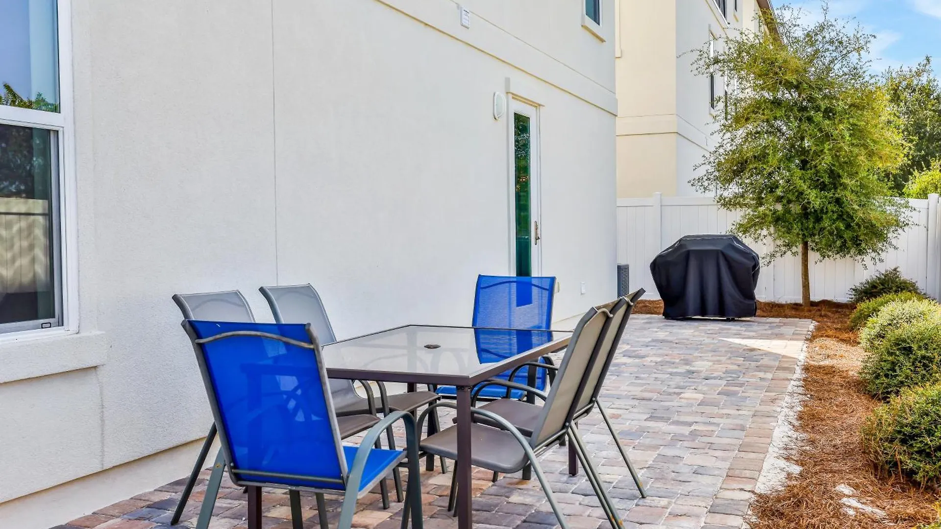 Grand Tran Chateau * Destin