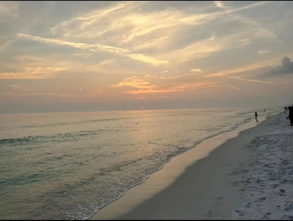 Sunset Haven Apartment