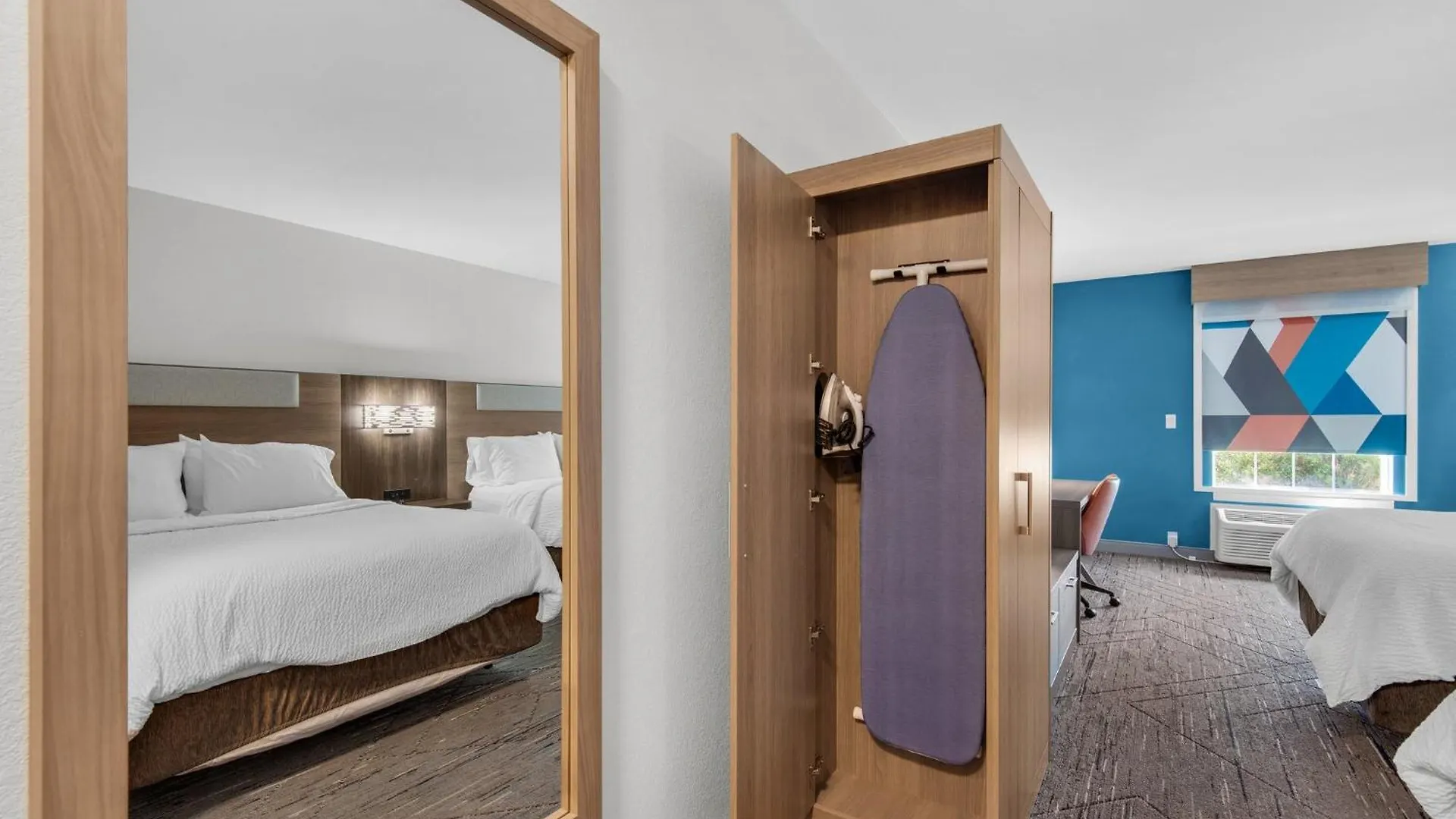 Express E - Commons Mall Area By Ihg