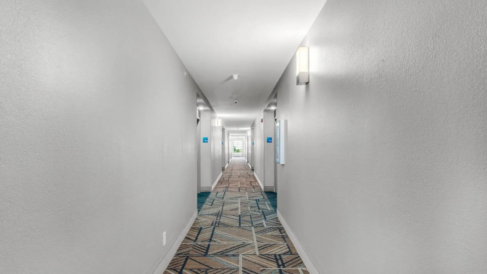 Hotel Express E - Commons Mall Area By Ihg Destin