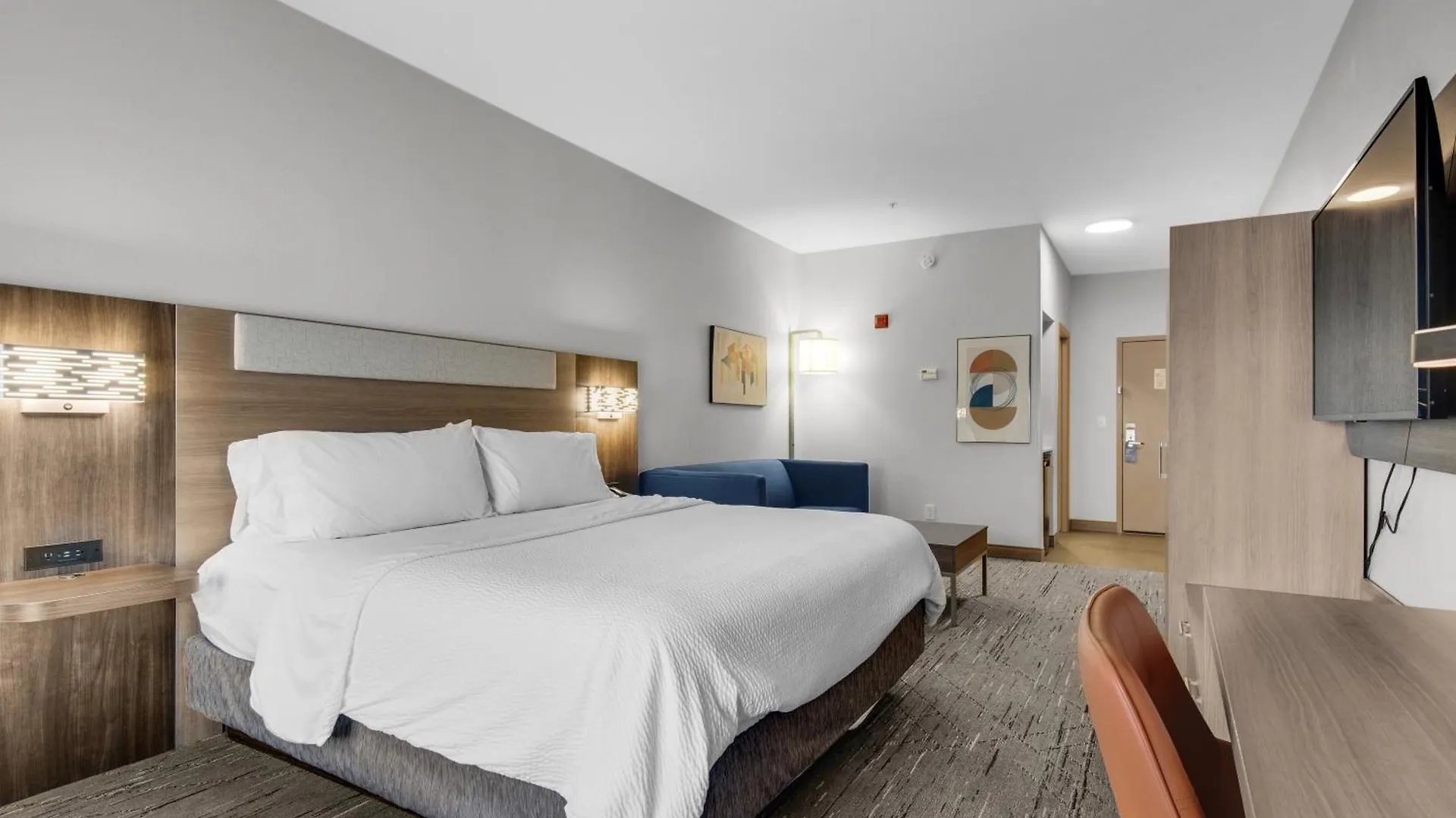 Hotel Express E - Commons Mall Area By Ihg 2*