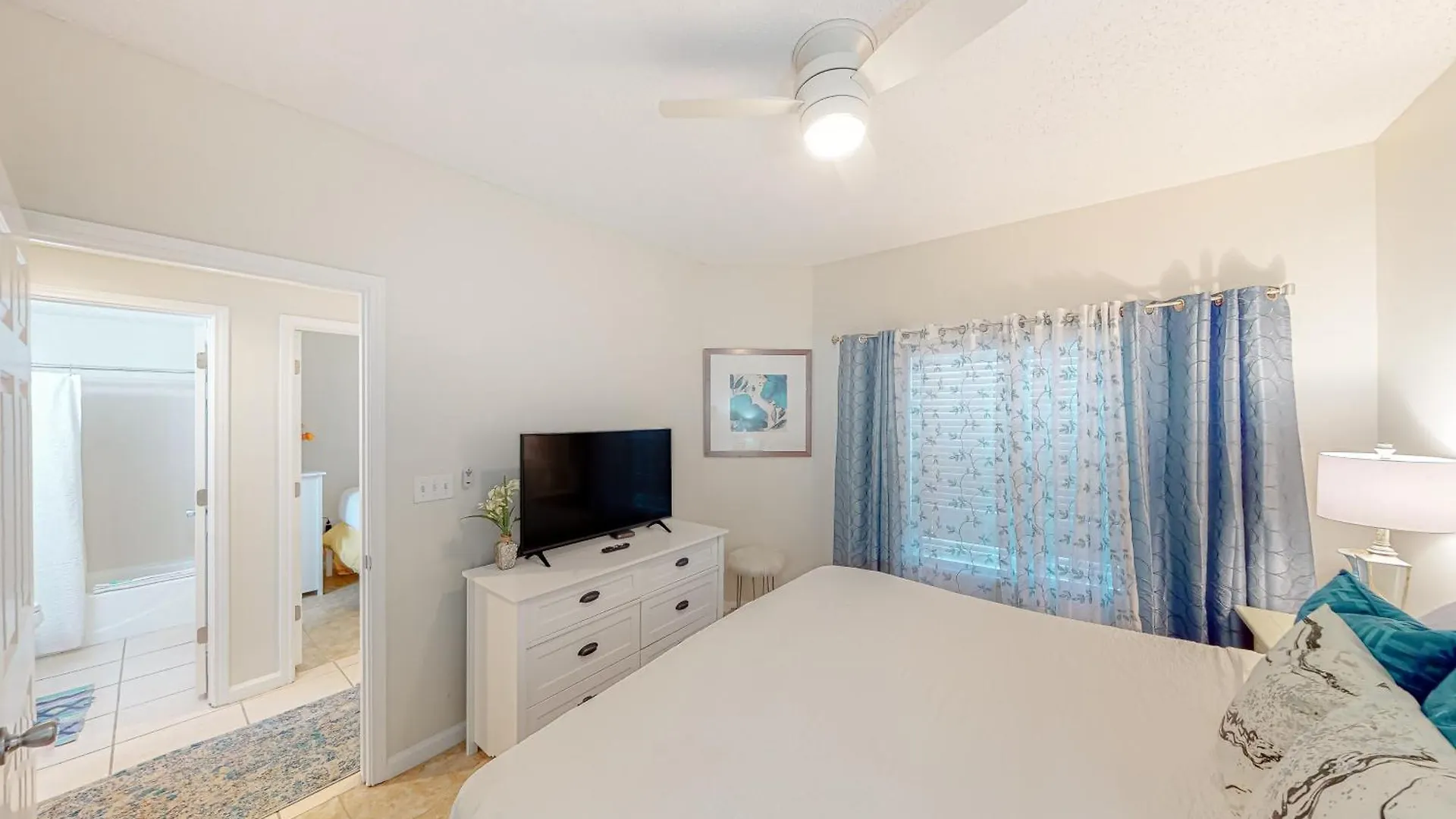 Sterling Sands 804