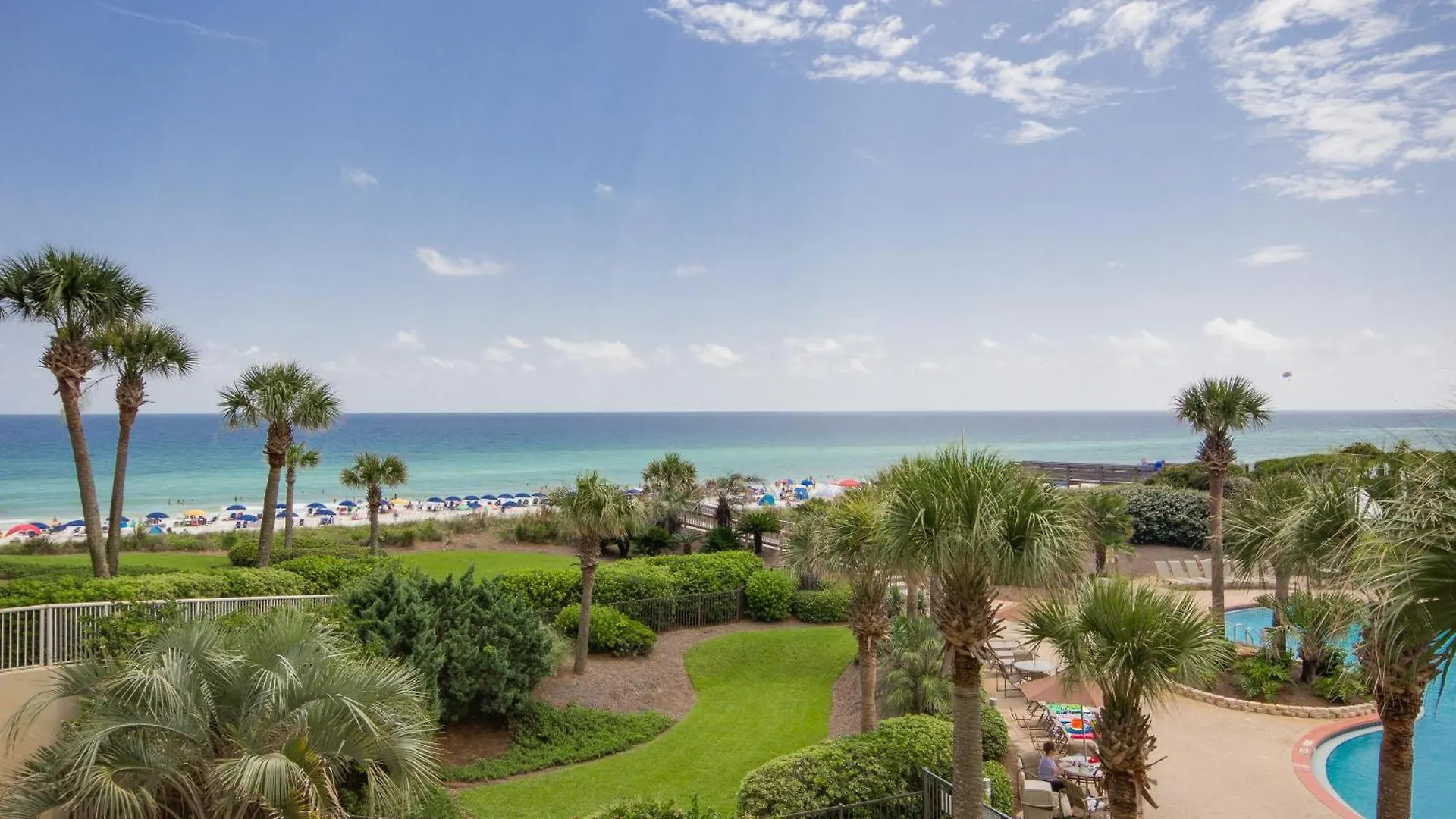 Elegant 4bd 4ba With Stunning Ocean Views And Direct & Pool Access