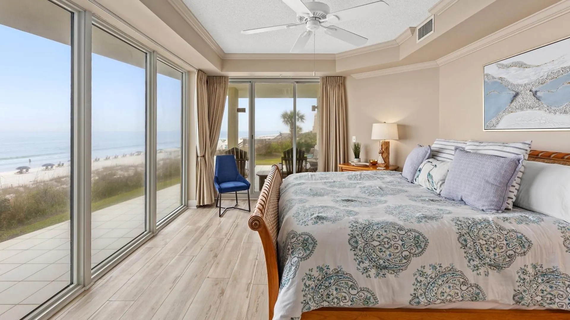 Nyaraló Elegant 4bd 4ba With Stunning Ocean Views And Direct & Pool Access