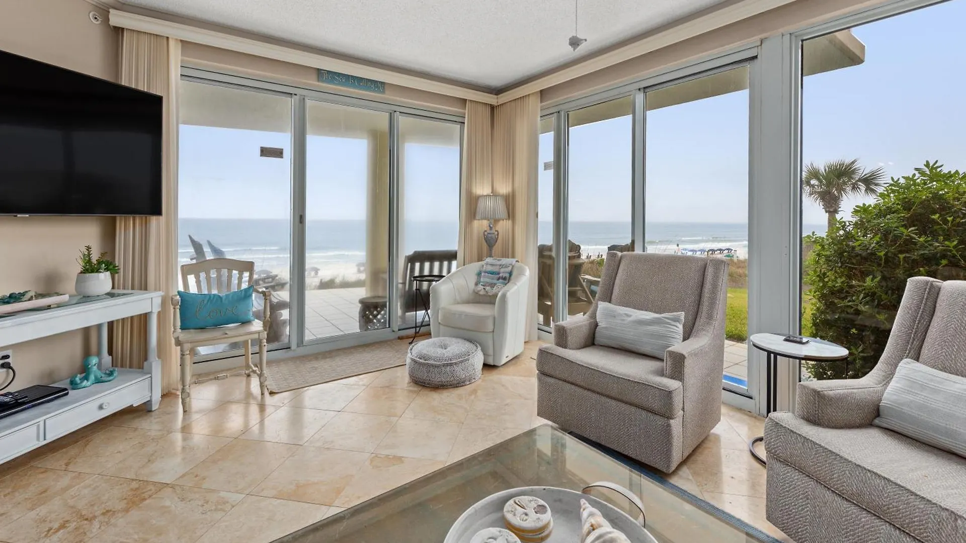 Elegant 4bd 4ba With Stunning Ocean Views And Direct & Pool Access