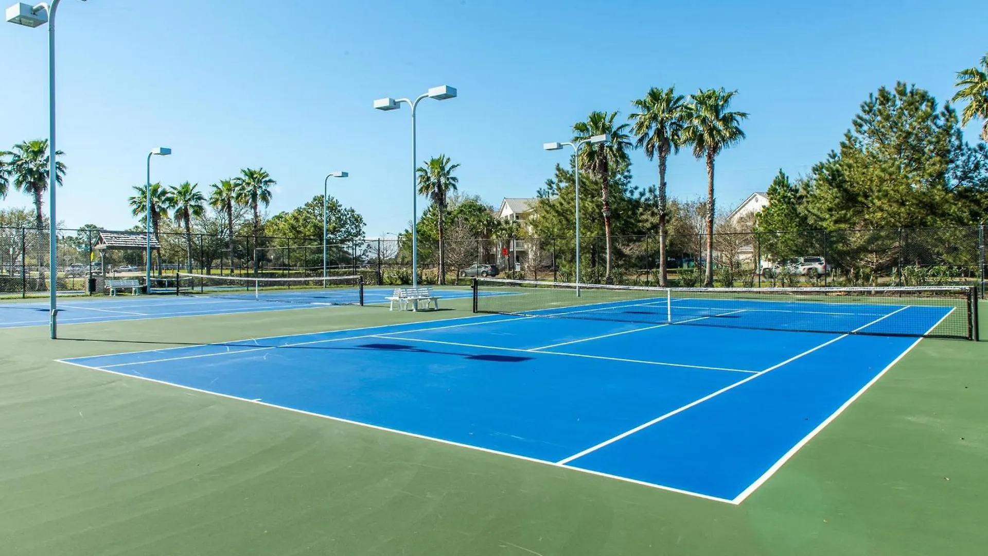Palms #2106 Jr. 2br *