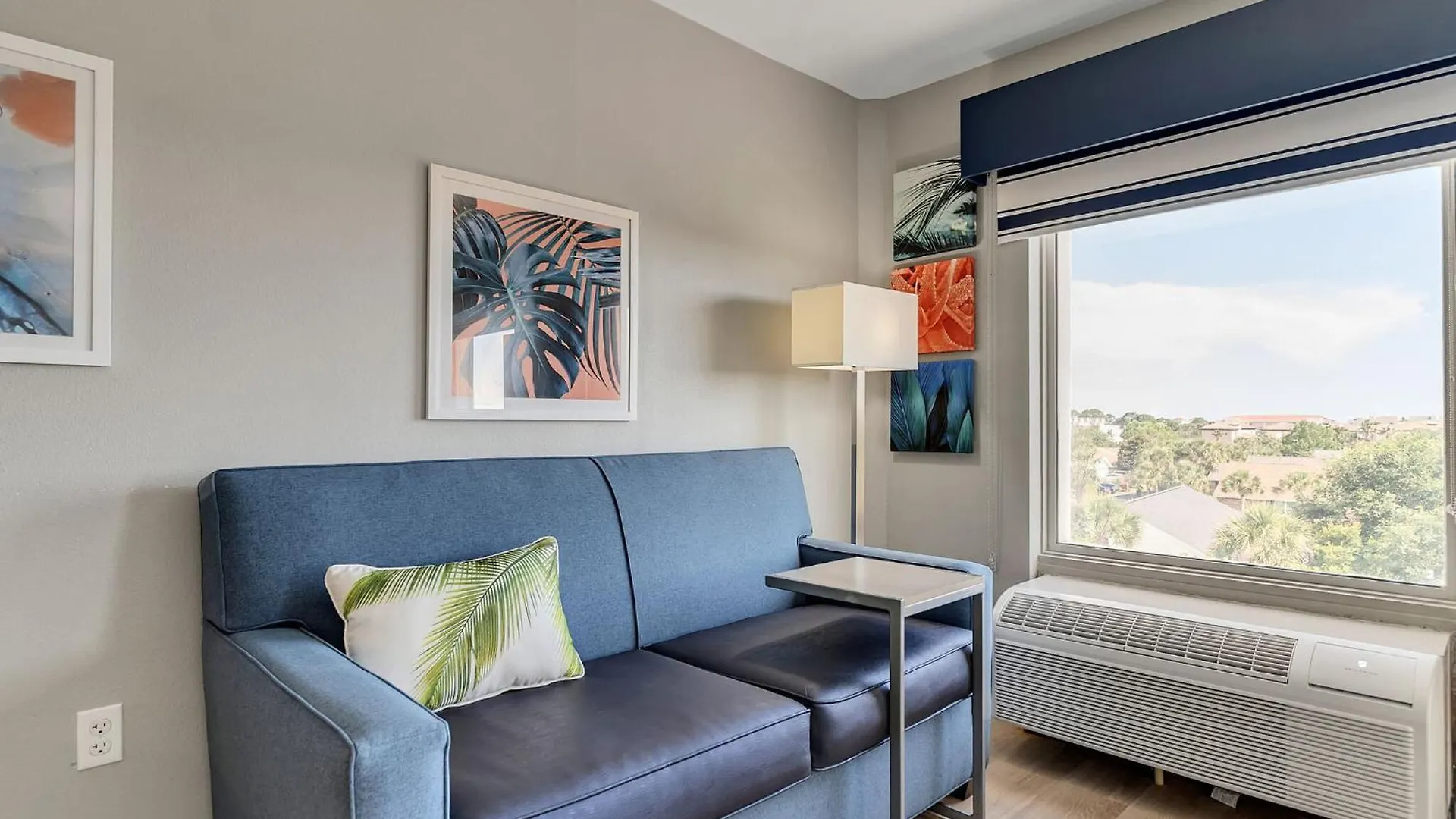 Express & Destin - Miramar By Ihg Hotel 3*