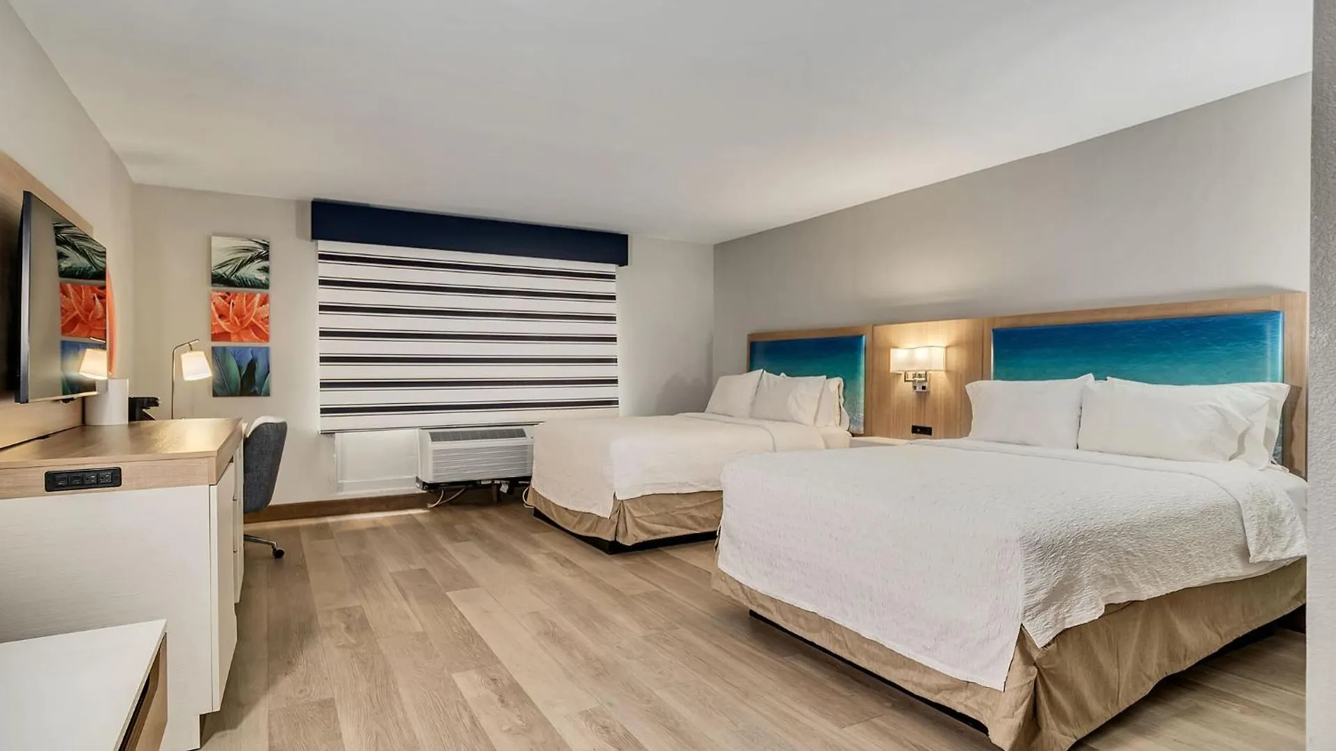 Express & Destin - Miramar By Ihg 3*