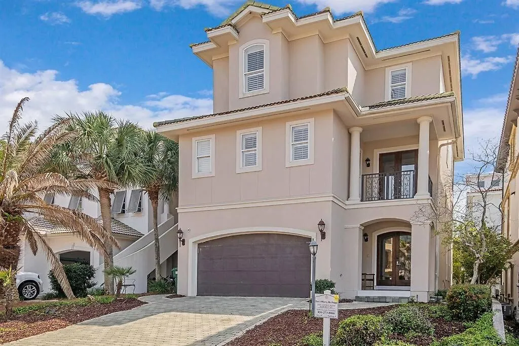 Gulf Views 6 Bedroom Elevator Community Pool