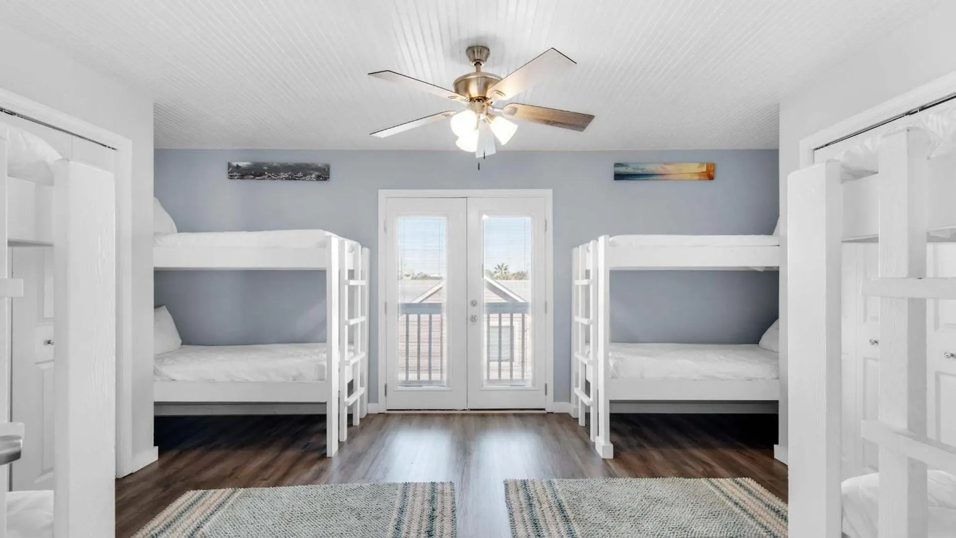 Pointe Of View Holiday home