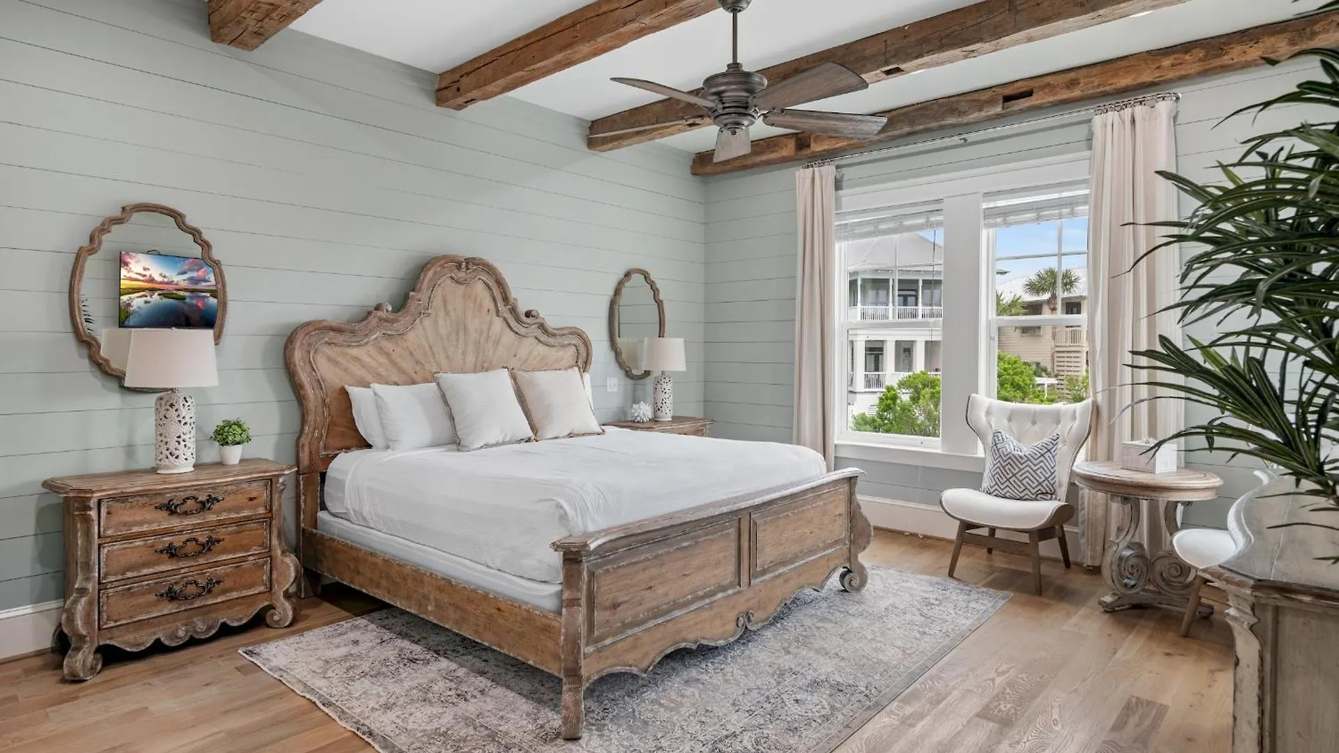 Living The Dream At Pointe Holiday home *