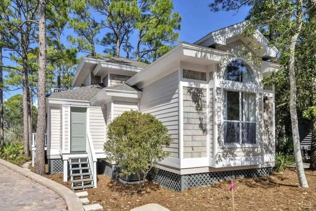 Holiday home 3 Bed 3 Bath And Bay Escape - Free Golf Cart Destin