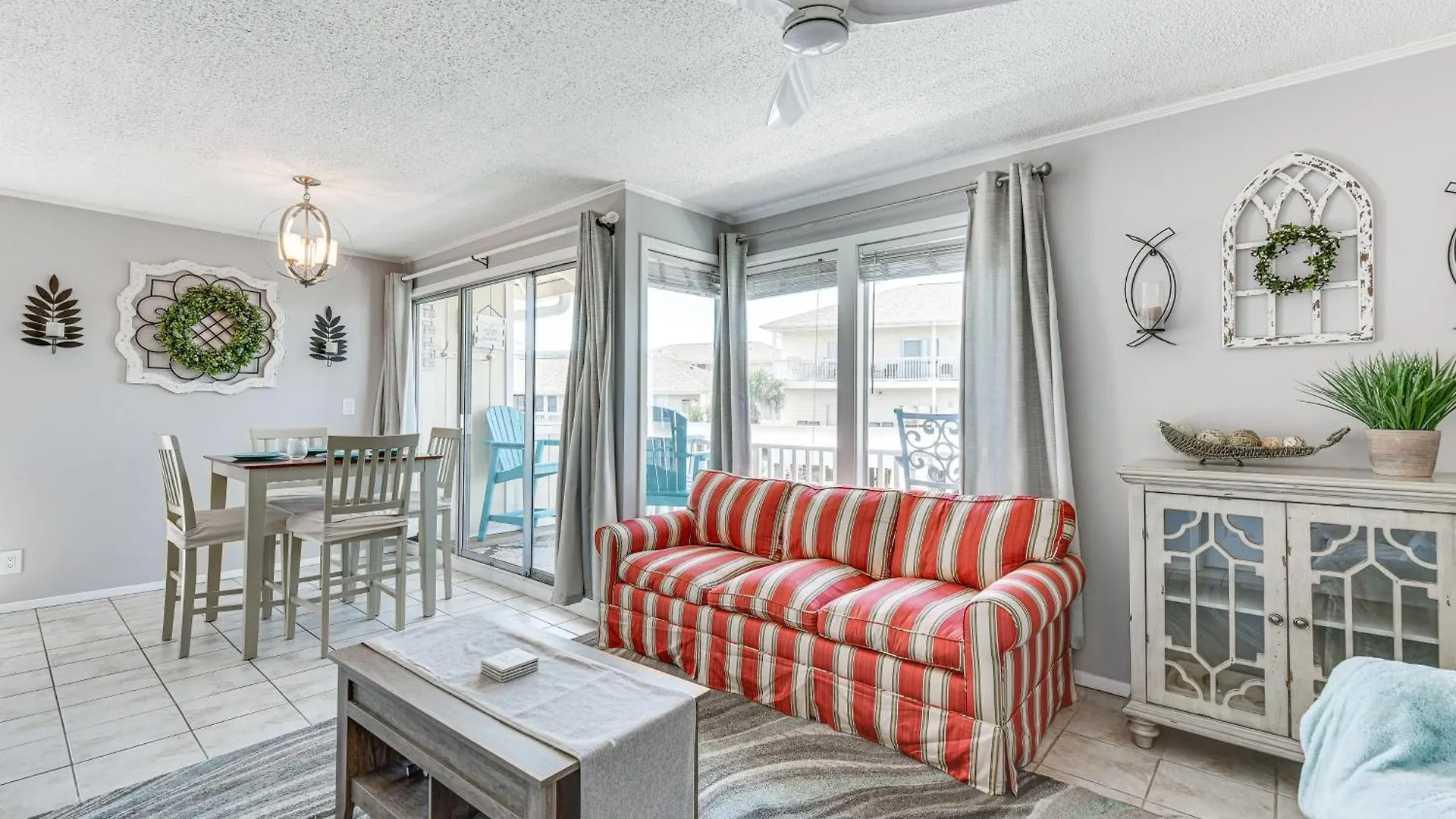 Canalfront With Pool - Walk To Beach! Apartment *