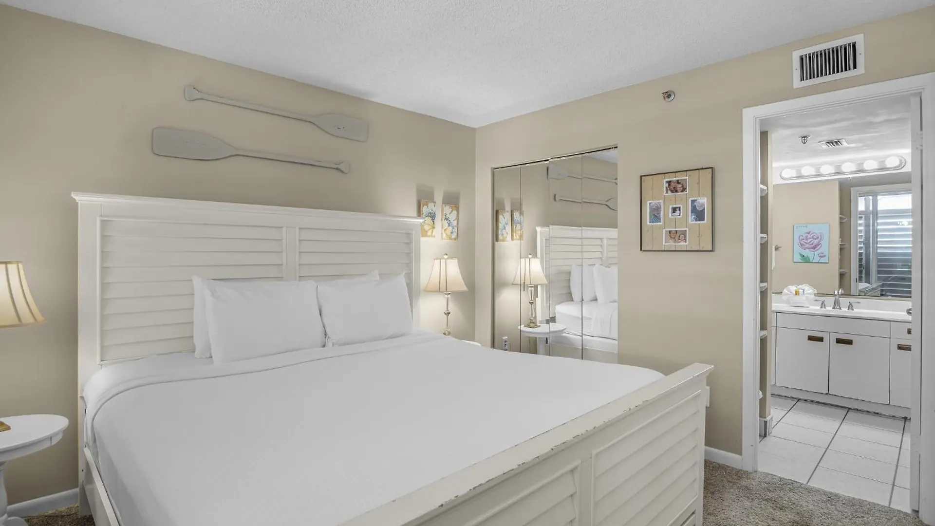 Magnolia House 208 At Pointe *