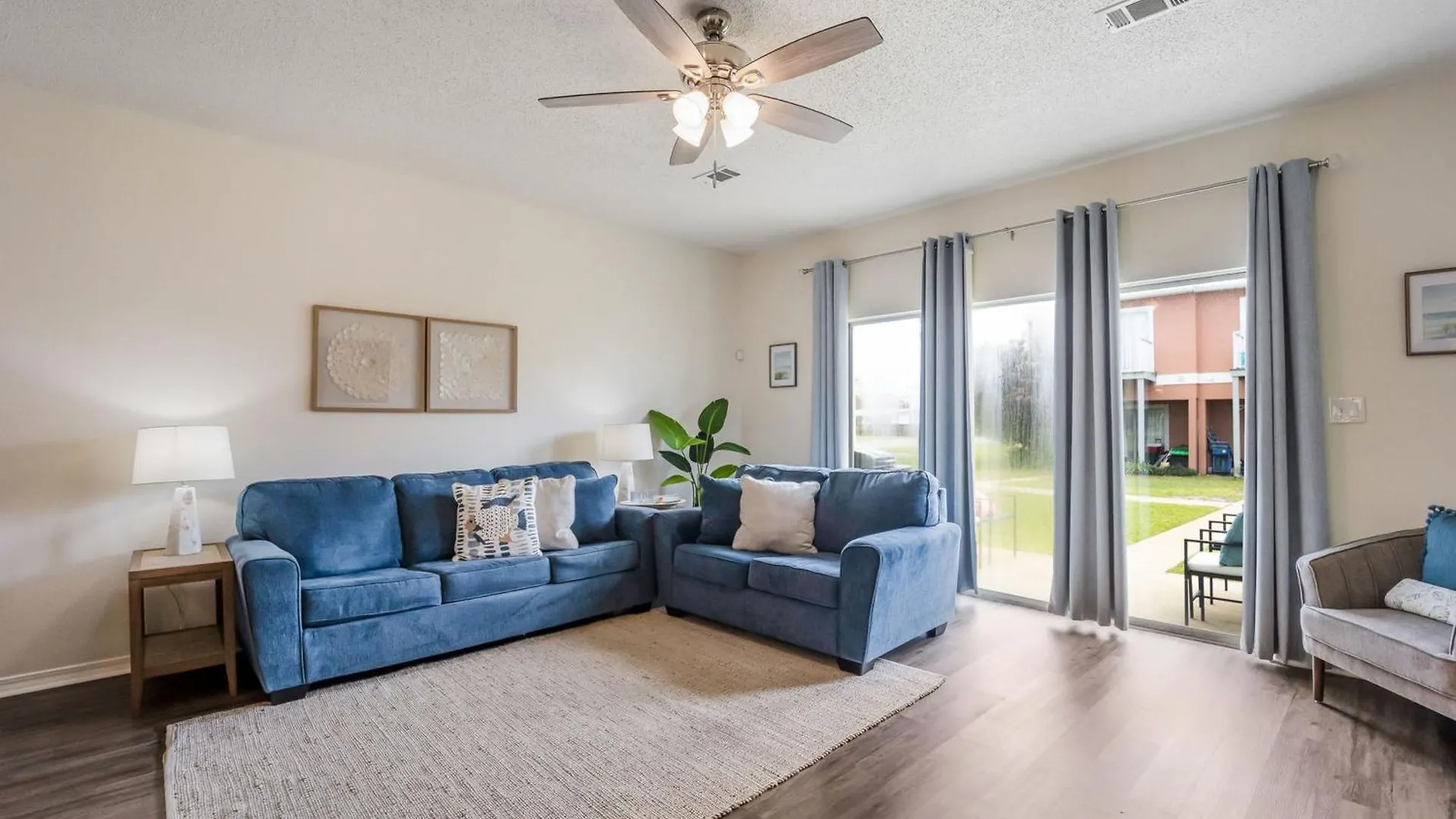Gulf Walk 102 Holiday home