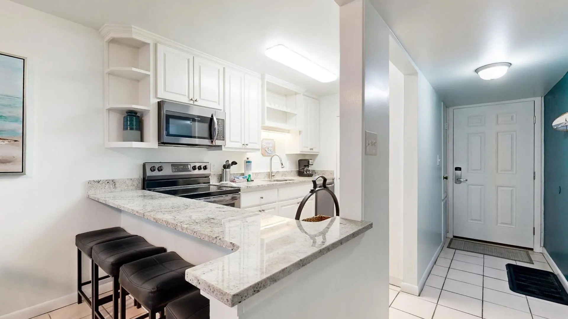 Apartment Tradewinds 4 *