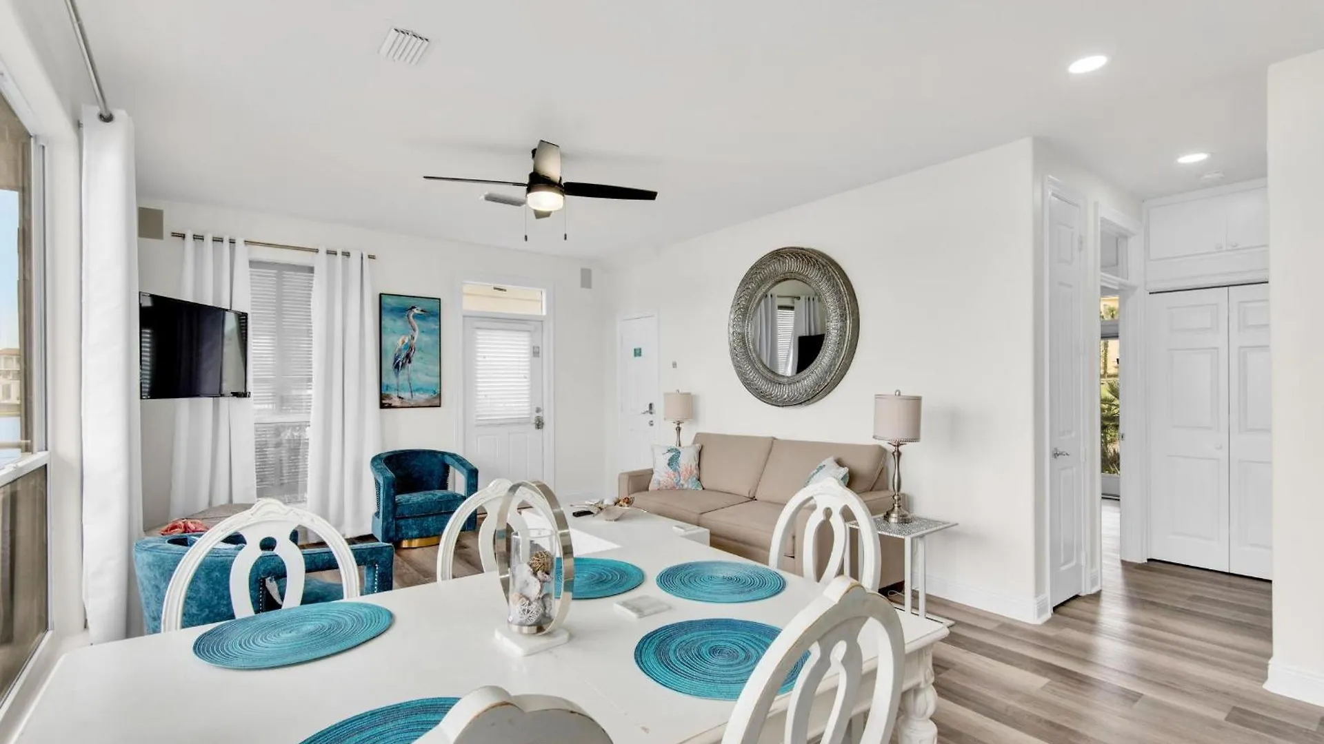 Holiday home Destiny #15a&b