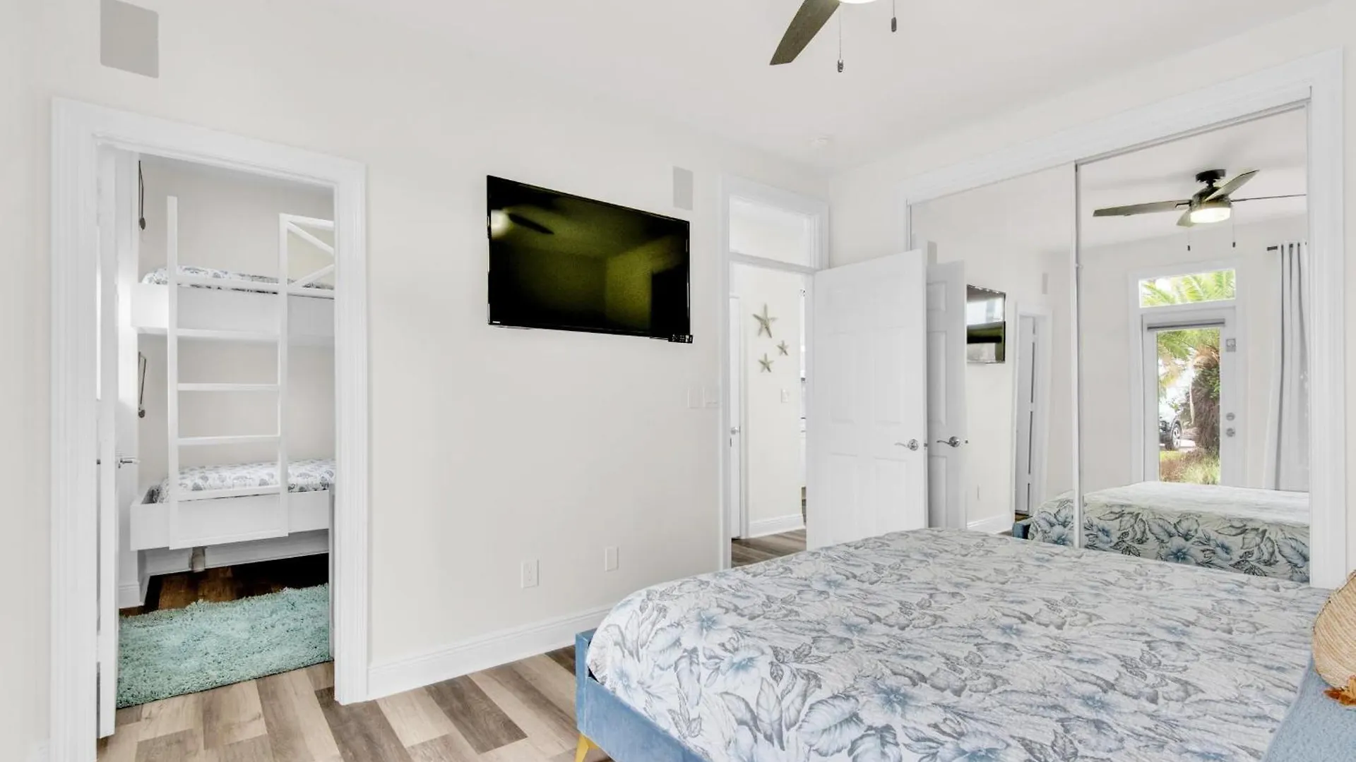 Holiday home Destiny #15a&b Destin