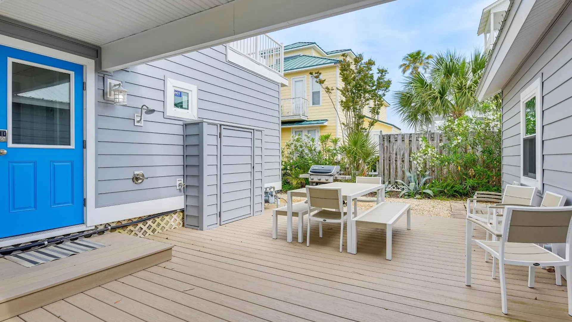 Grand Getaway - Walk A Block To The Beach! Destin