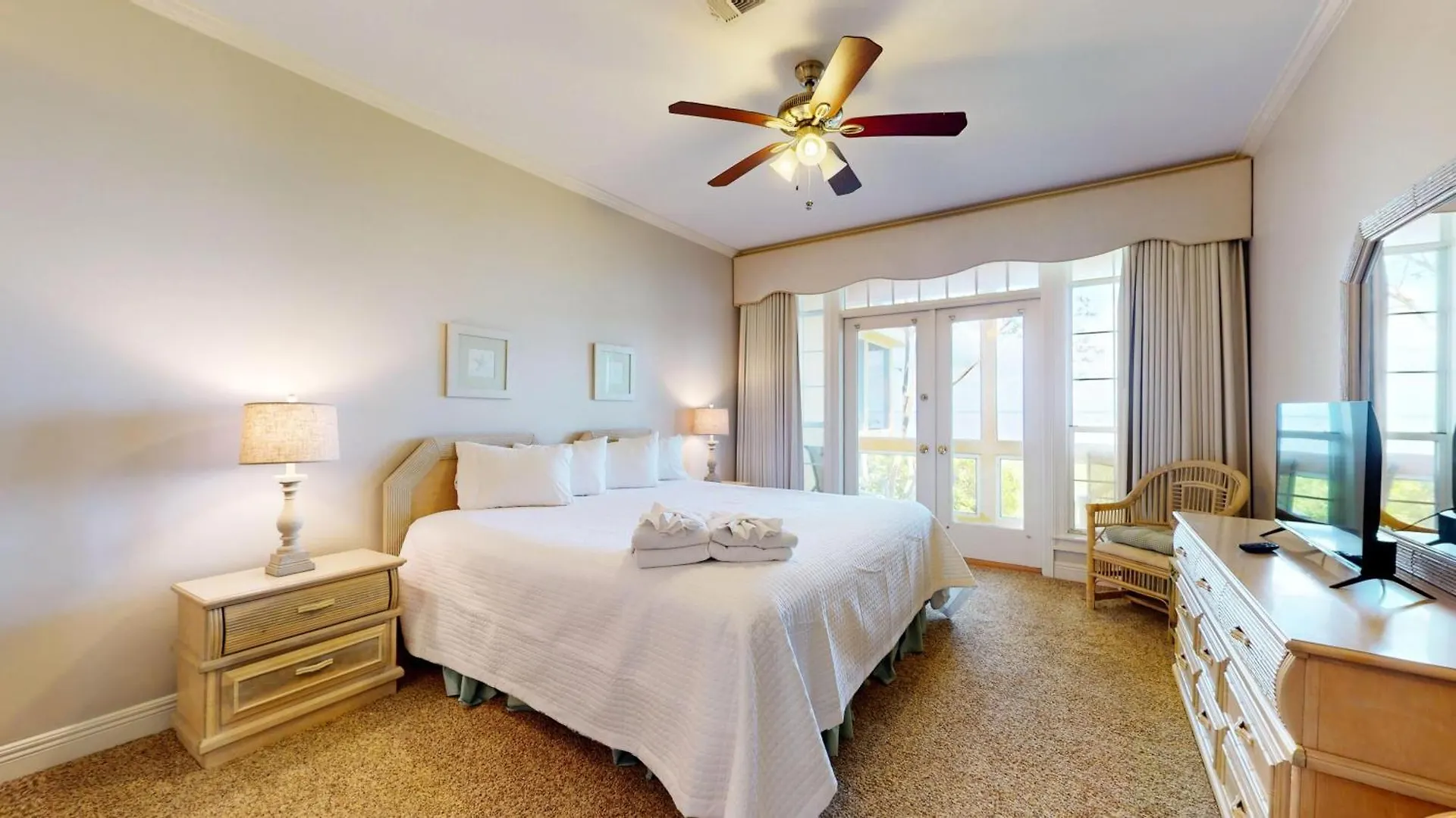 Vantage Point 34 * Destin