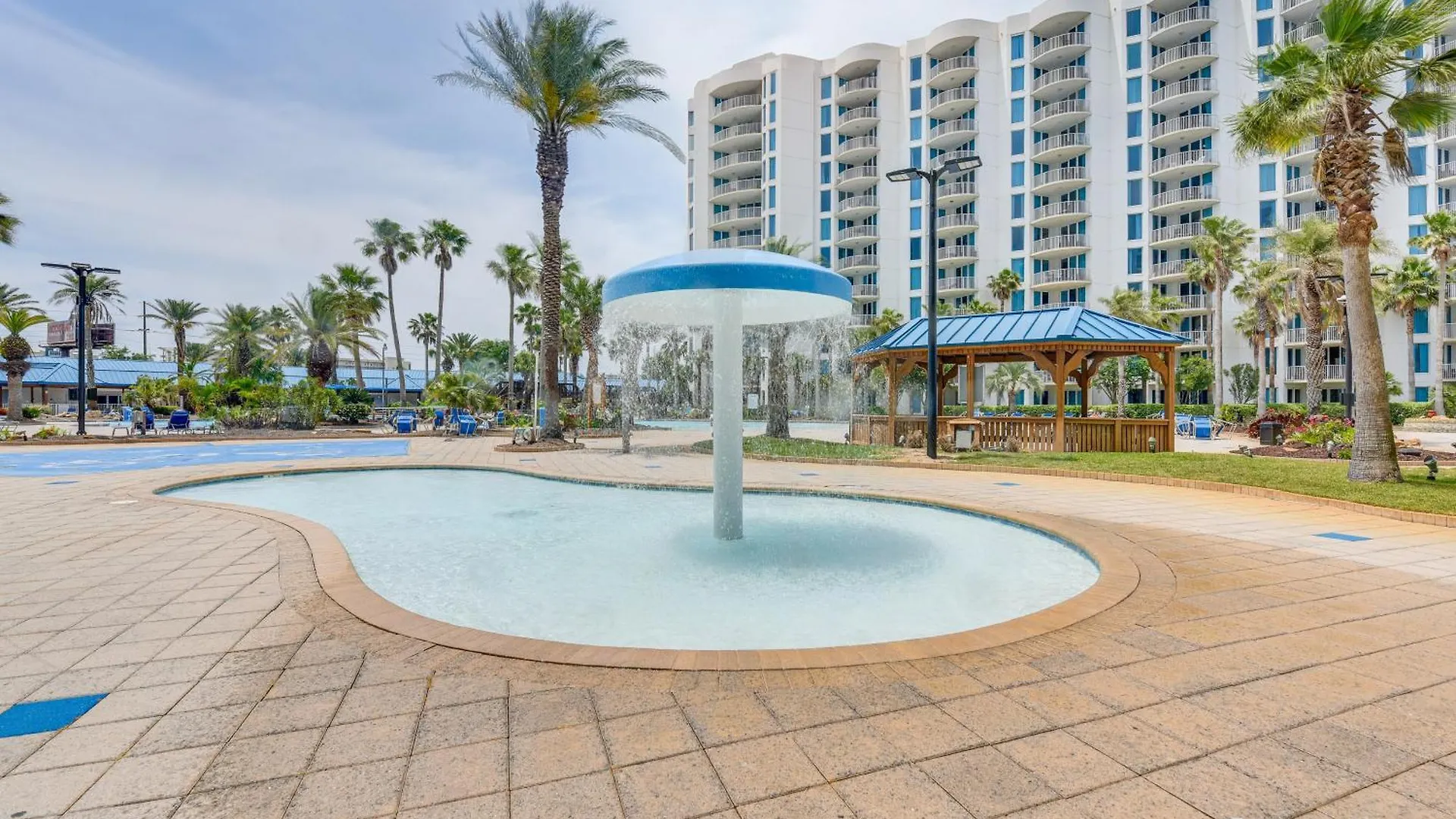 Apartment Walk To Poolside Oasis In Palms Of Destin! Destin