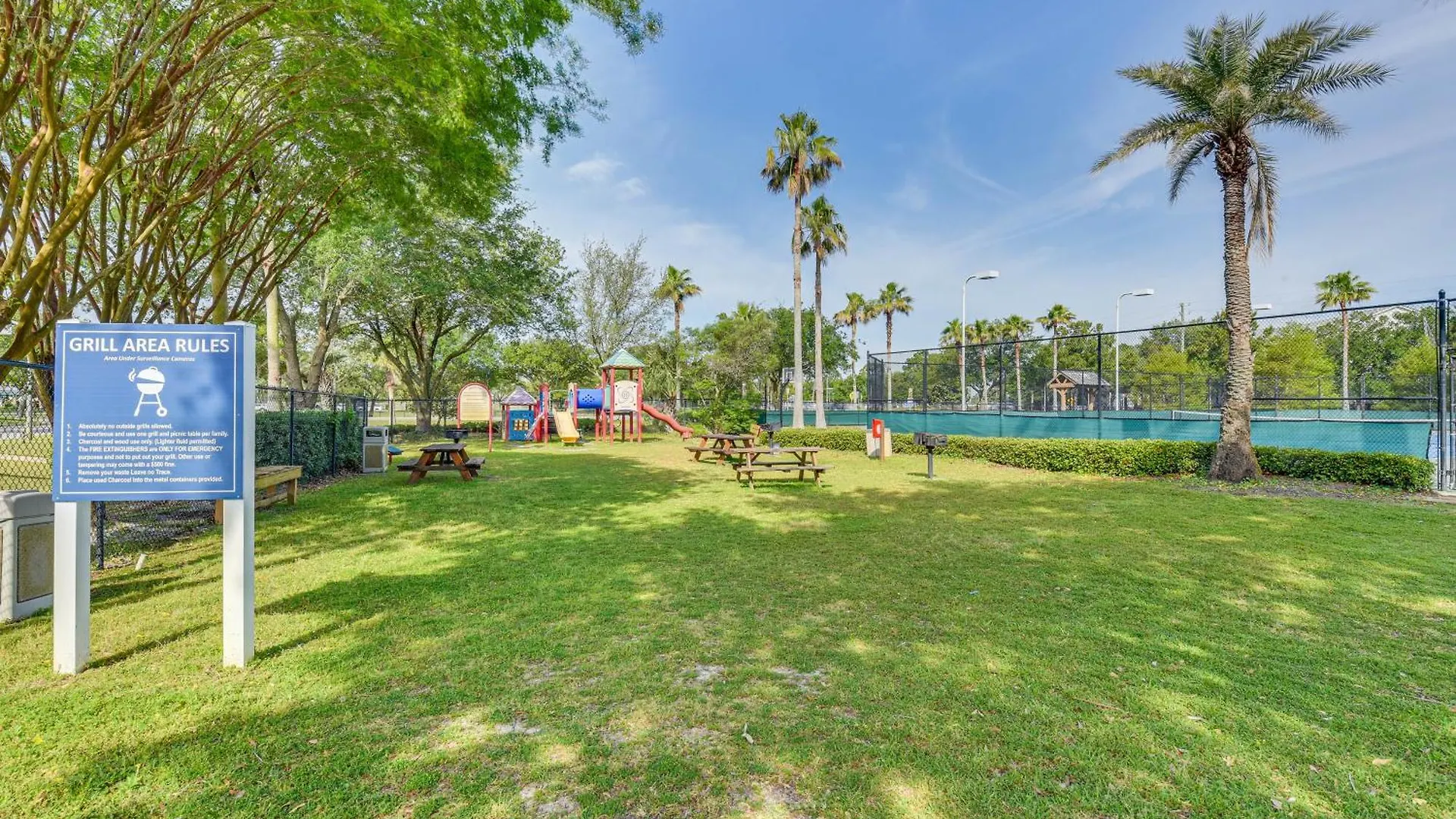 Walk To Poolside Oasis In Palms Of Destin! * Destin