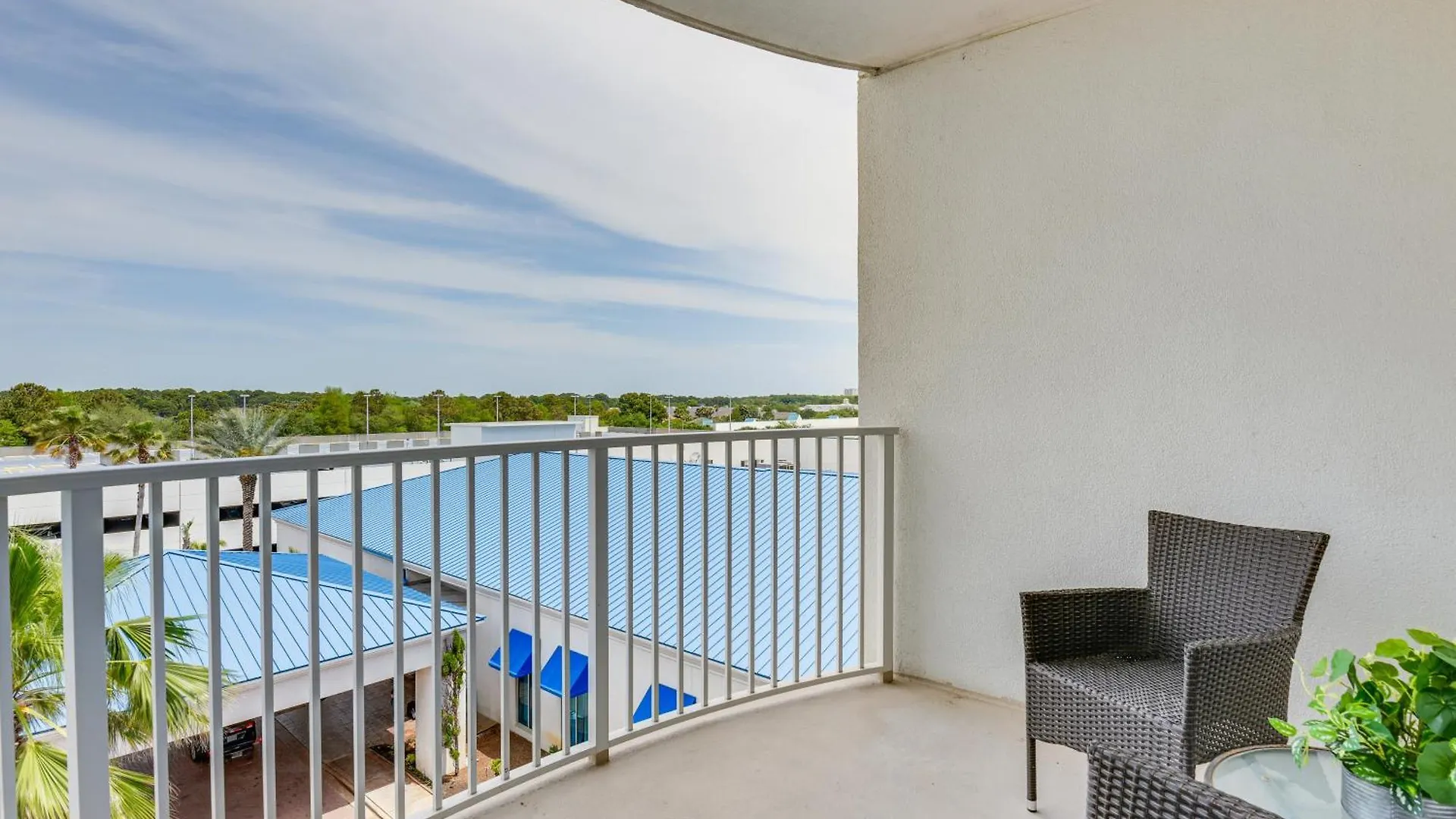 Apartment Walk To Poolside Oasis In Palms Of Destin! *