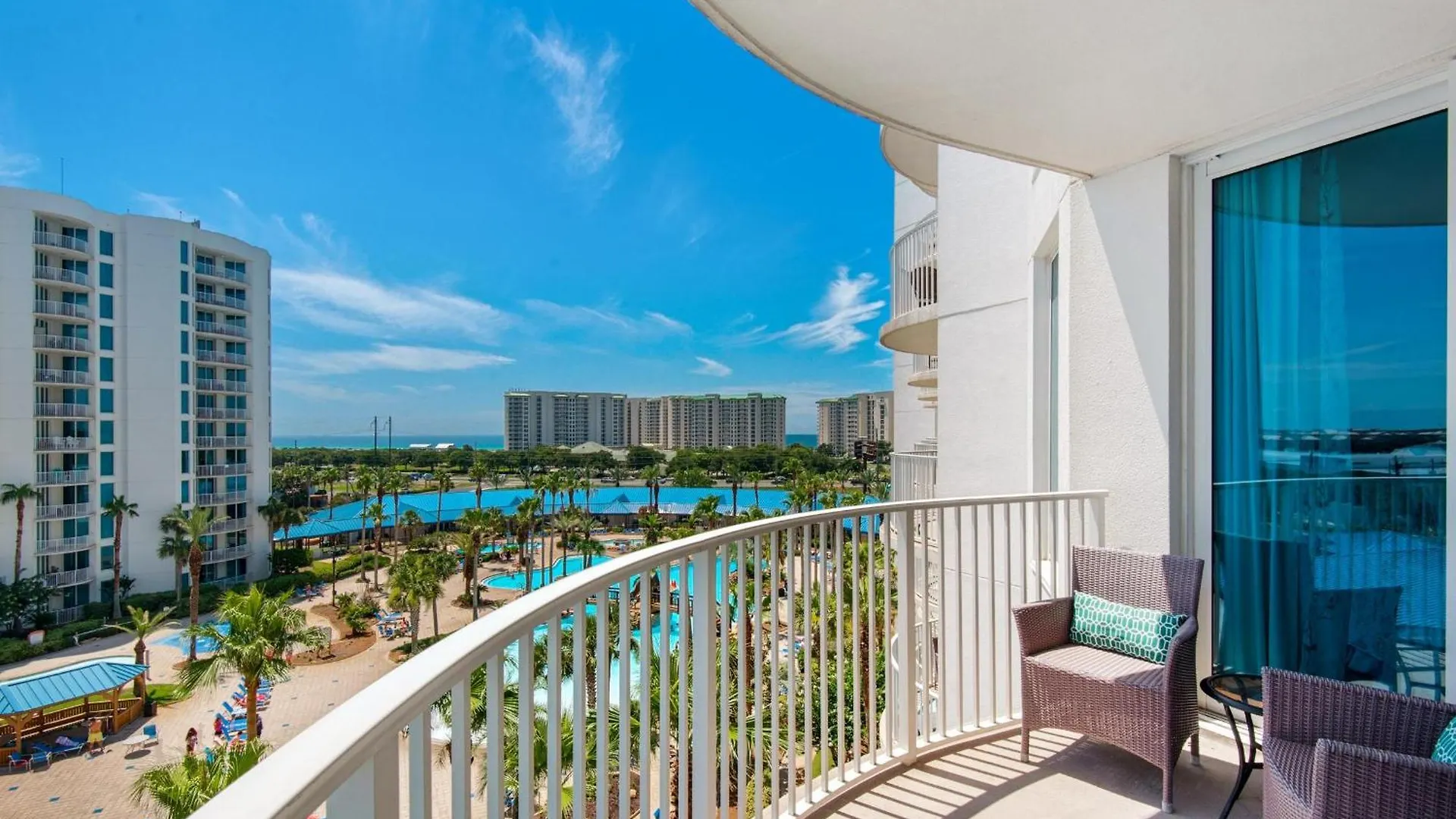 Palms #2605 Jr 2br 2* デスティン