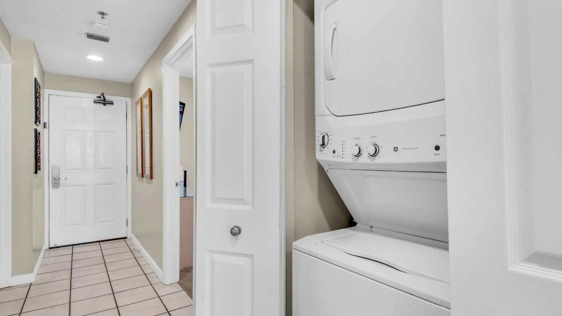 Holiday home Sterling Sands 208