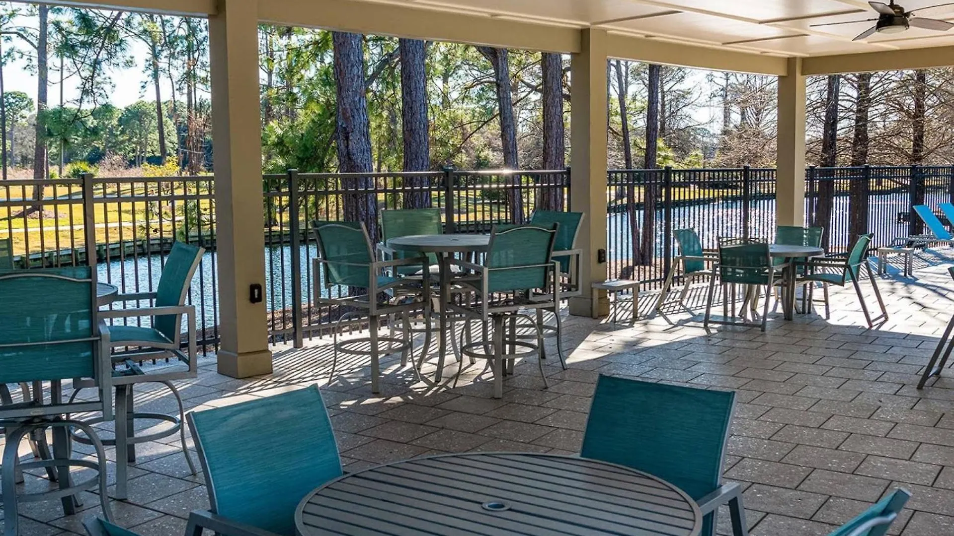 Augusta 552 - Dollar Links * Destin