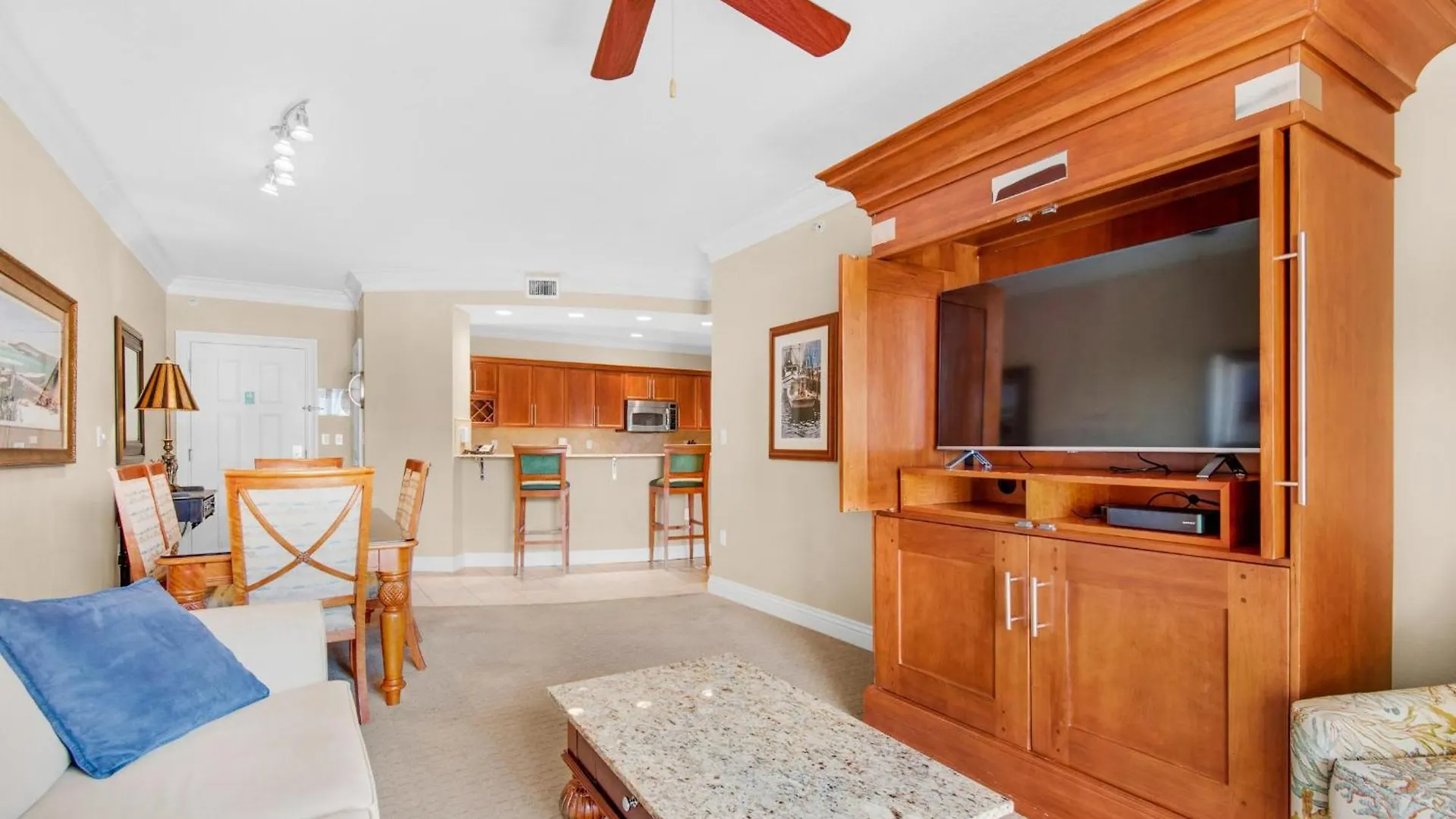 Emerald Grande W1221 * Destin