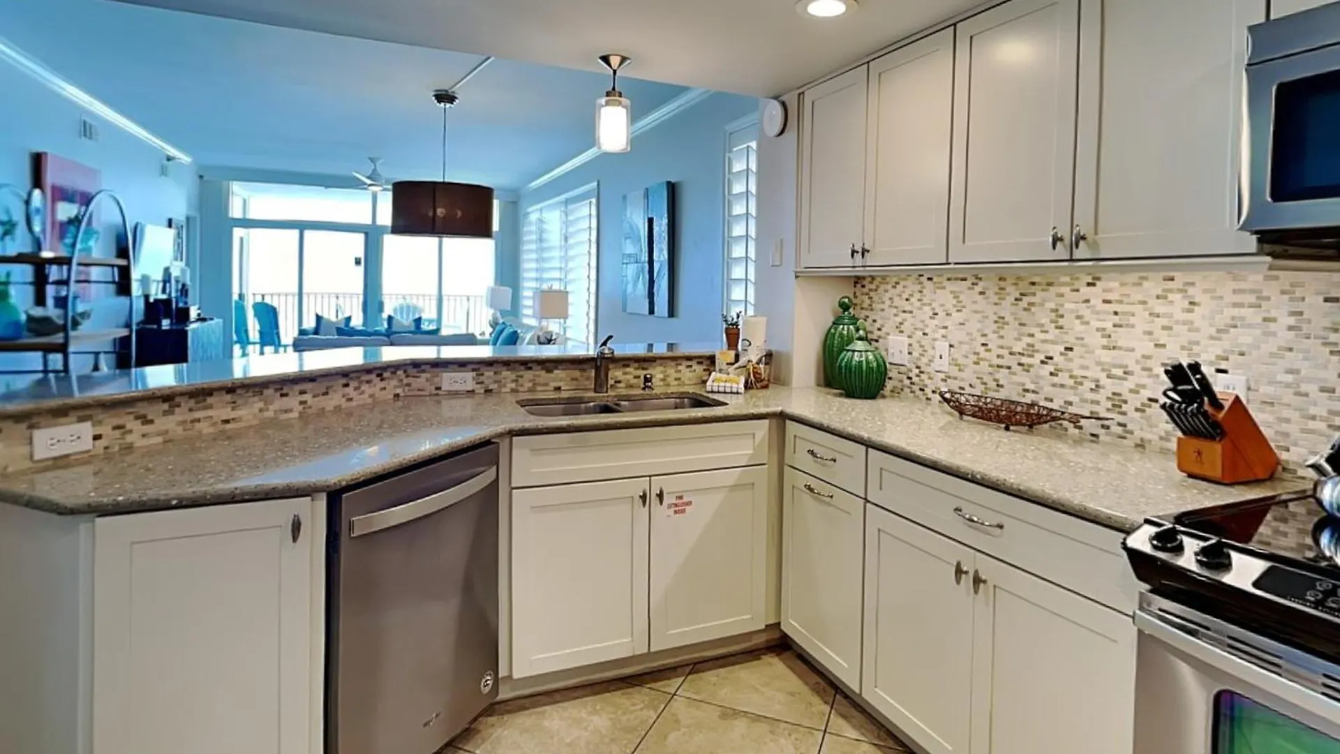Apartment Jade East Towers 650 Destin