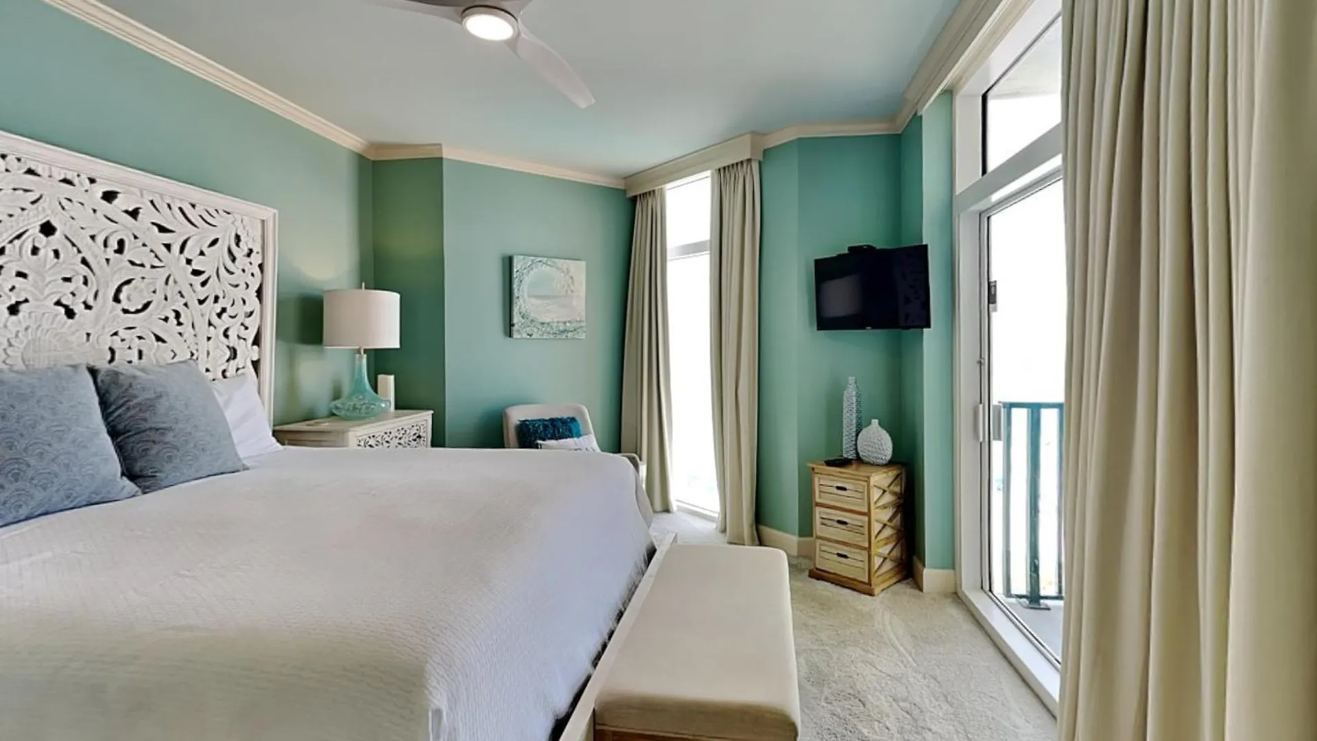 Jade East Towers 650 * Destin
