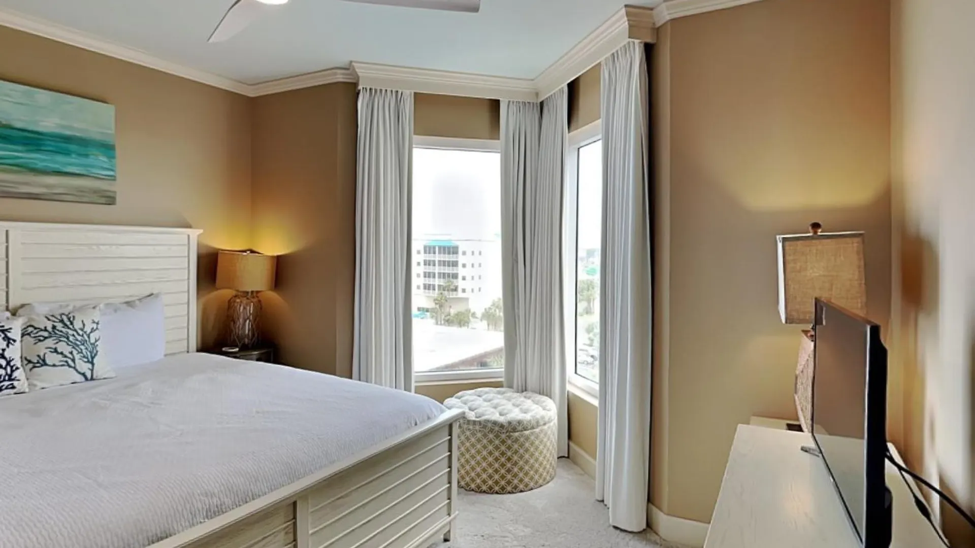 Jade East Towers 650 Apartment