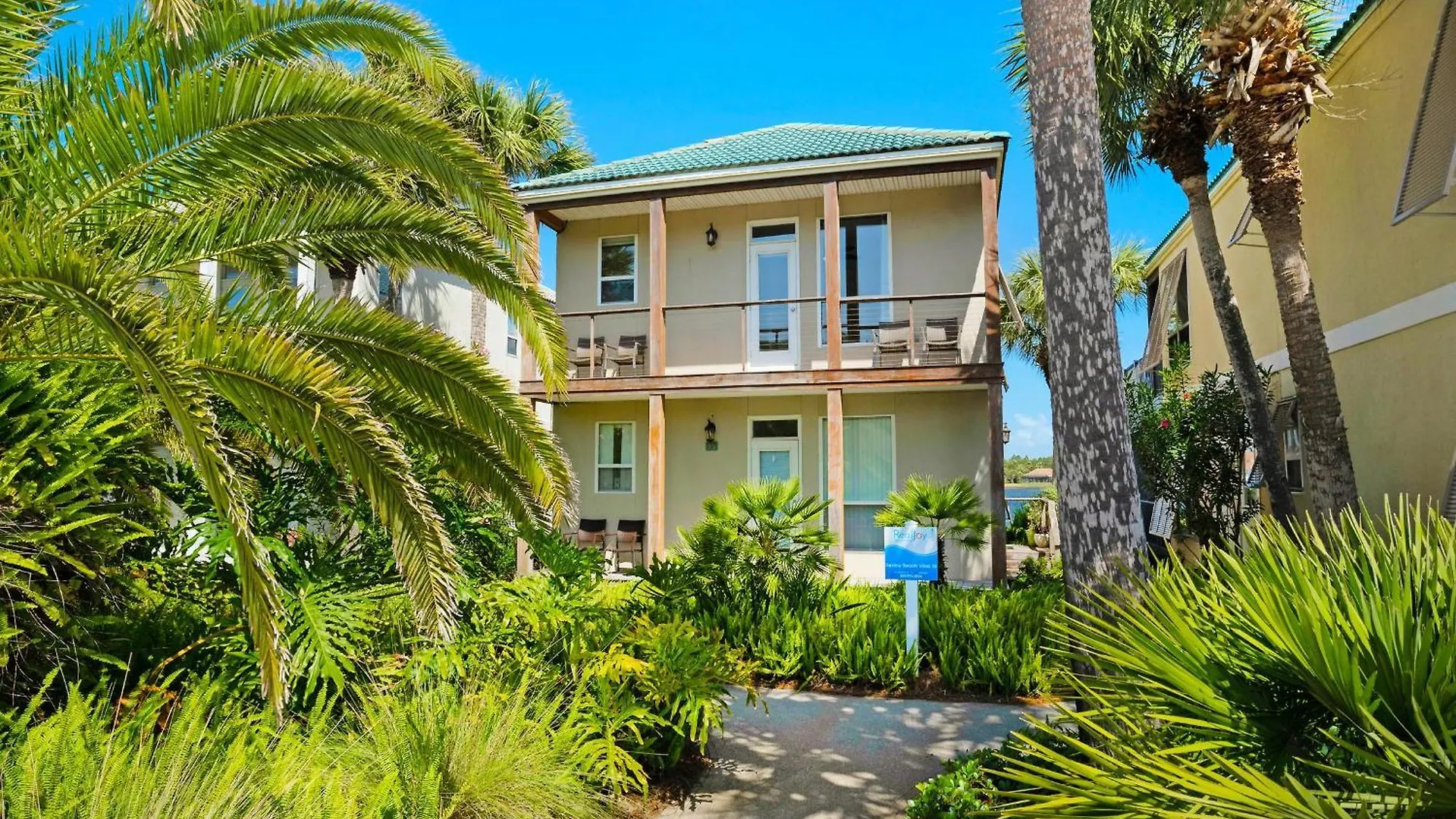 Holiday home Destiny #15a&b Destin