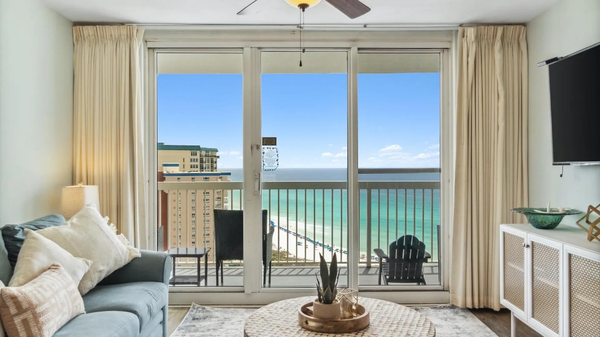 Pelican By Panhandle Getaways Destin