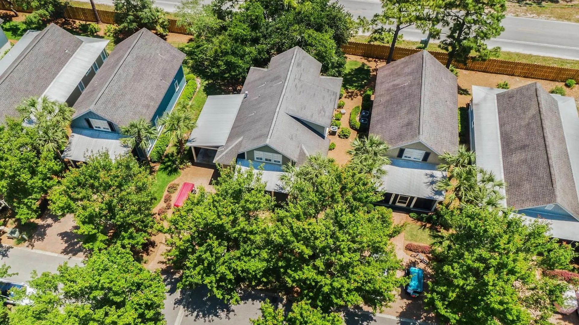 2465 Bungalo Holiday home *