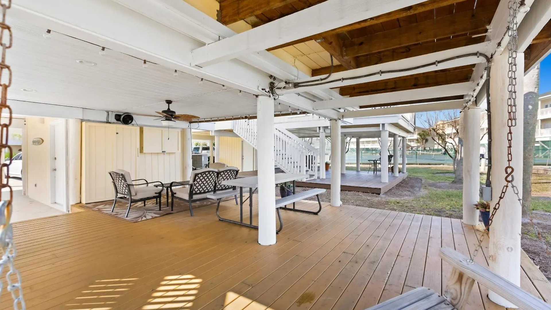 ​sandpiper Cove *