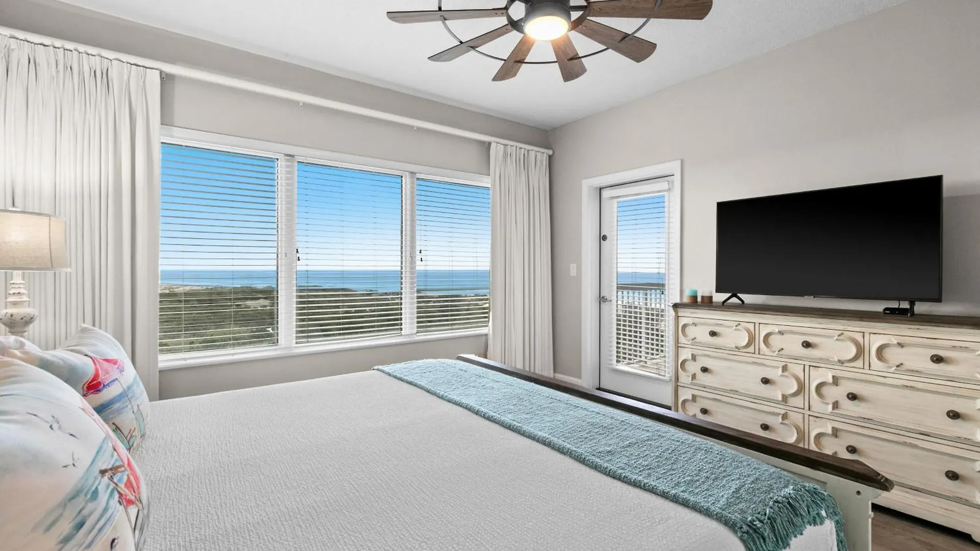 Apartment Tops'l Summit