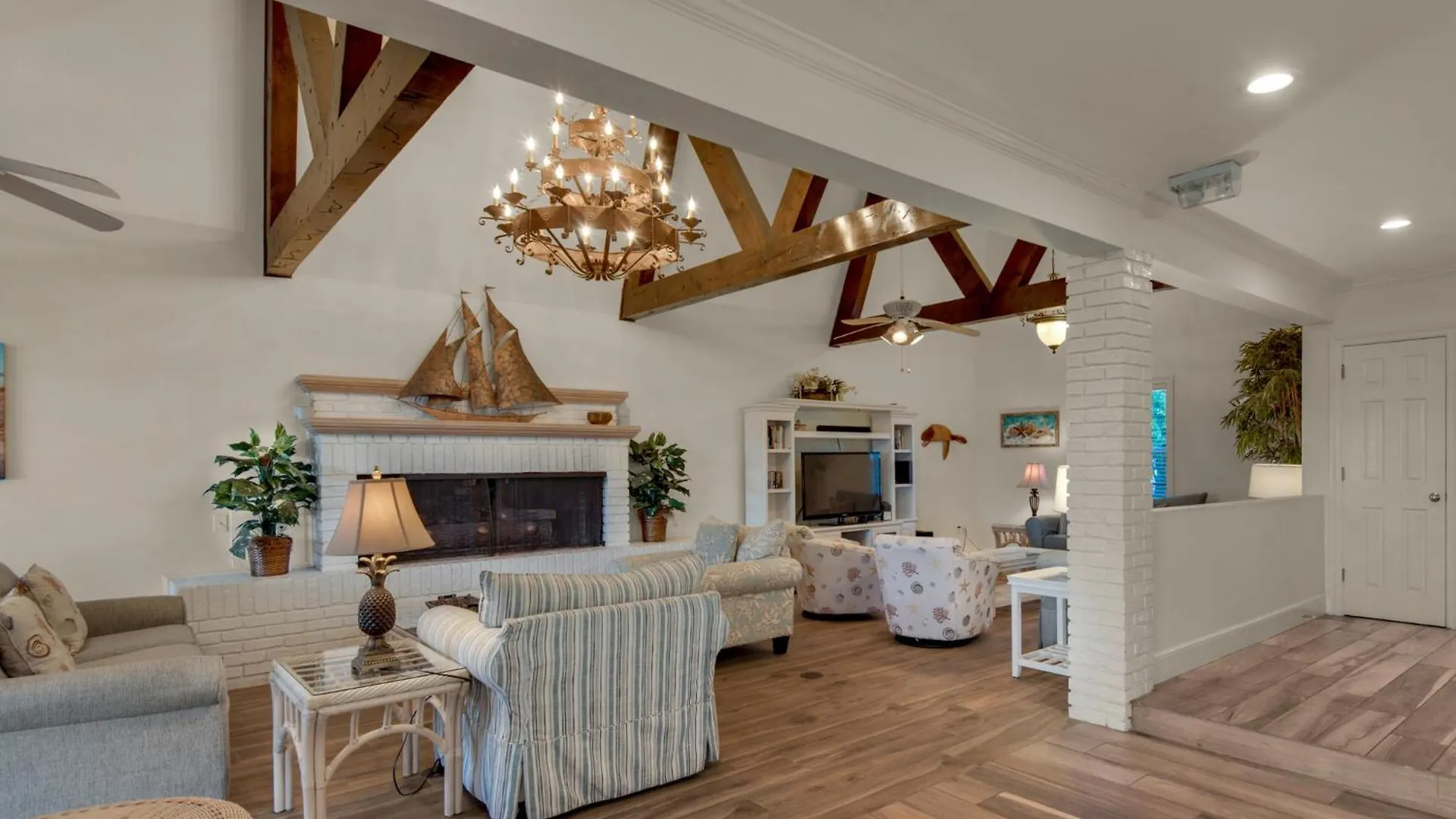 Hudsons Blenheim House By Newman-dailey Holiday home