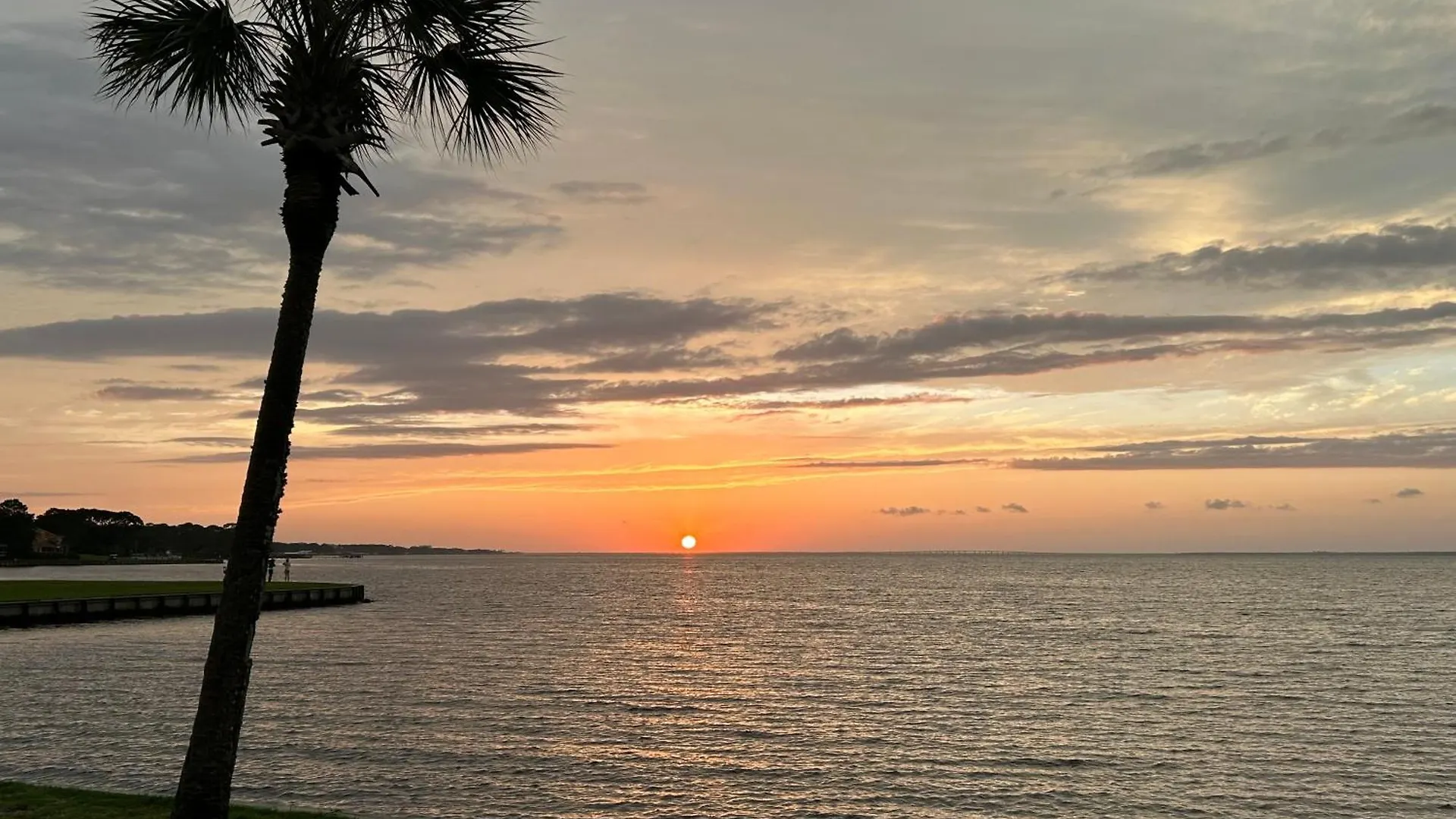 Sandestin Bayfront With Balcony And Breathtaking Views *
