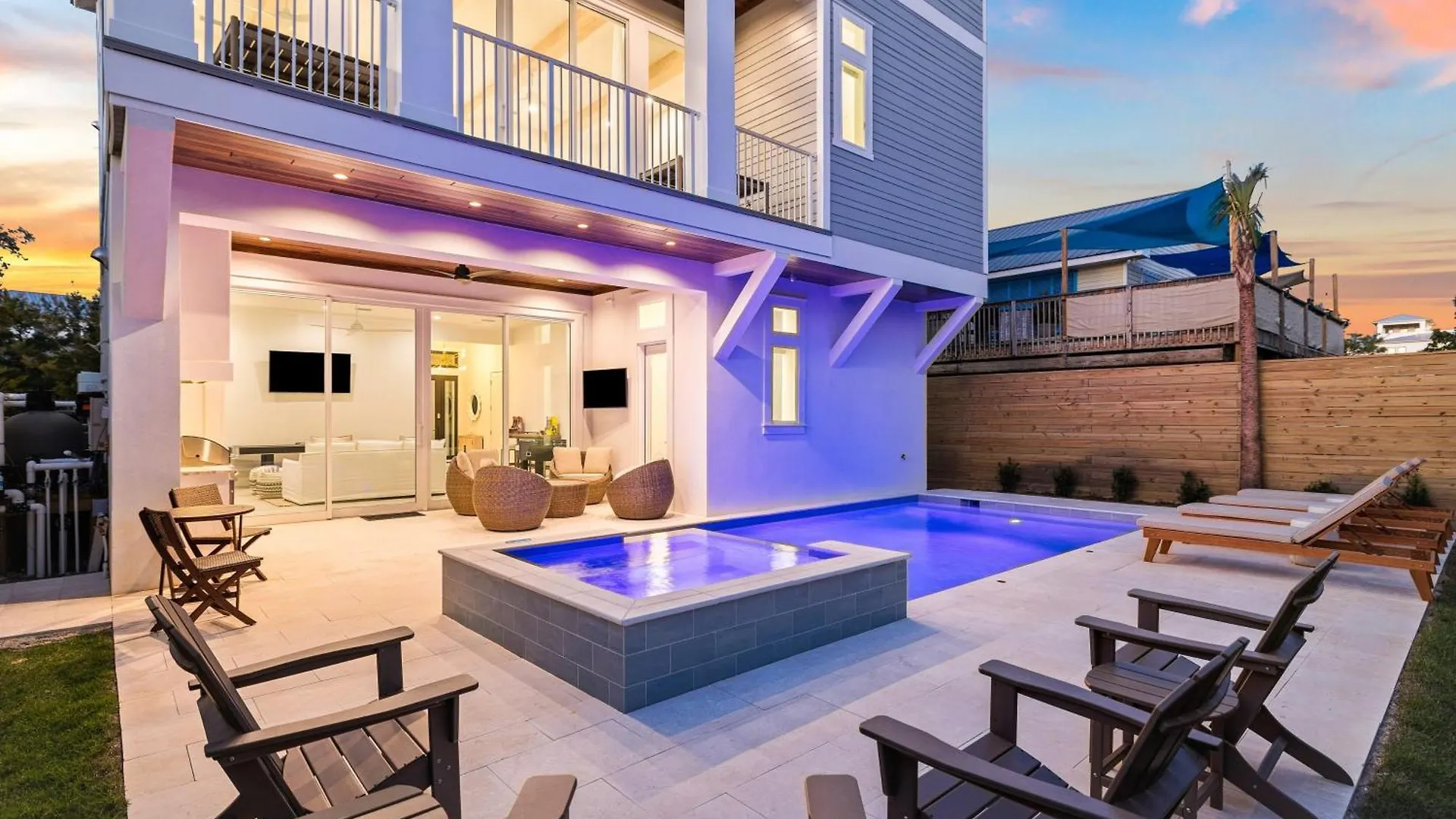 Villa Emerald Sunset By Avantstay 9bdr Poolgame Roomrooftopwalk To