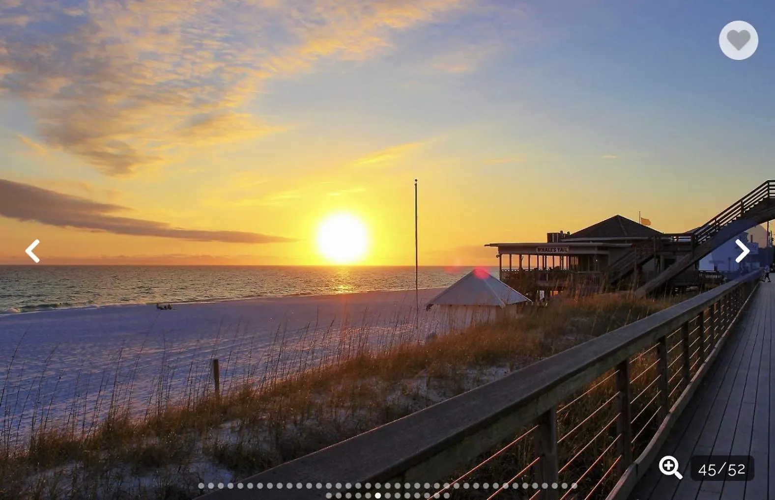 3 Min Walk To Beach- Gulf Breeze Lakefront Retreat! Sleeps 8 Holiday home *