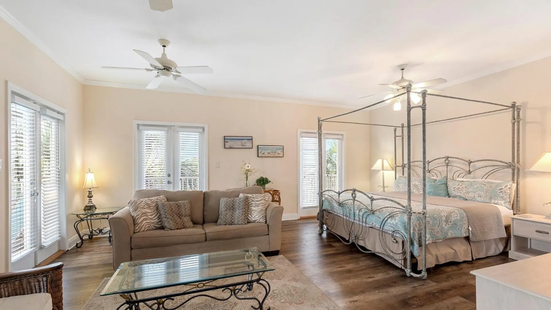 Caribbean Sun Sandy Toes Welcome Holiday home *