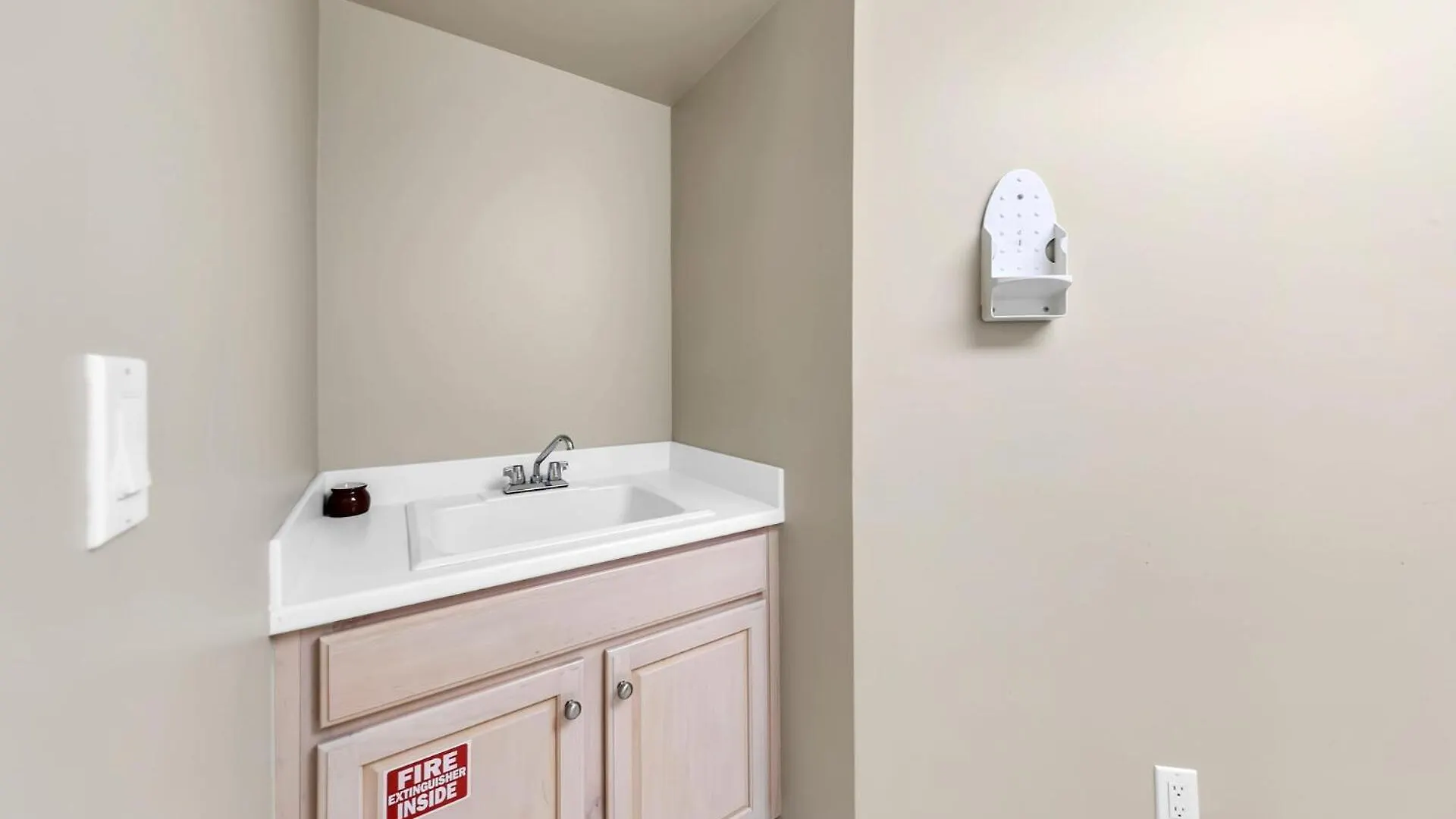 度假居 Beautiful Spacious Penthouse 2 Story Front Sleeps 12! *