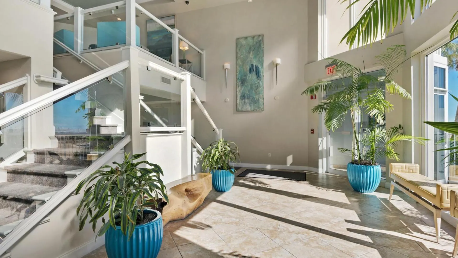 度假居 Beautiful Spacious Penthouse 2 Story Front Sleeps 12!