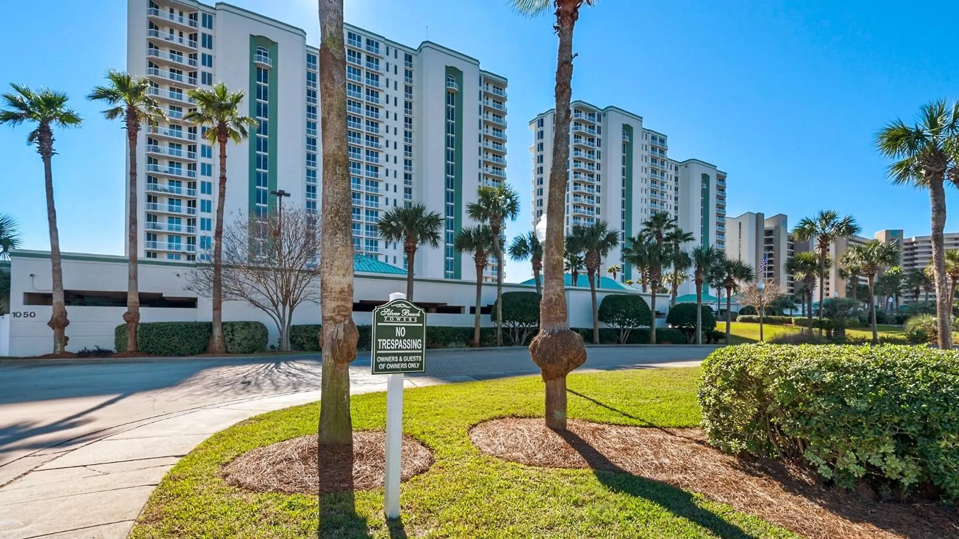 度假居 Beautiful Spacious Penthouse 2 Story Front Sleeps 12!